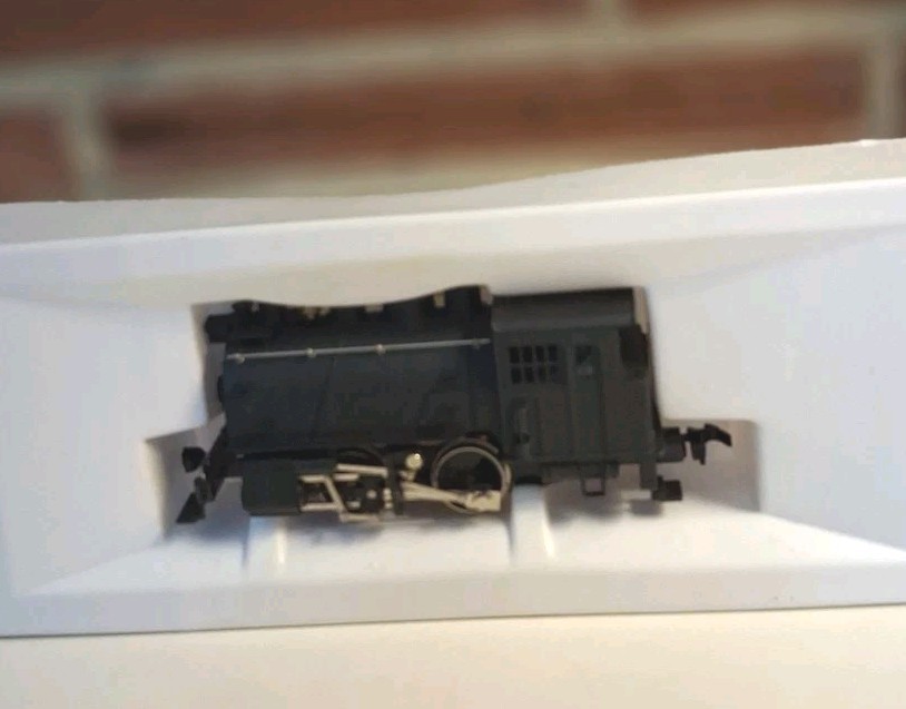 IHC HO 0-4-0 Dockside Switcher Locomotive — NEW IN BOX
