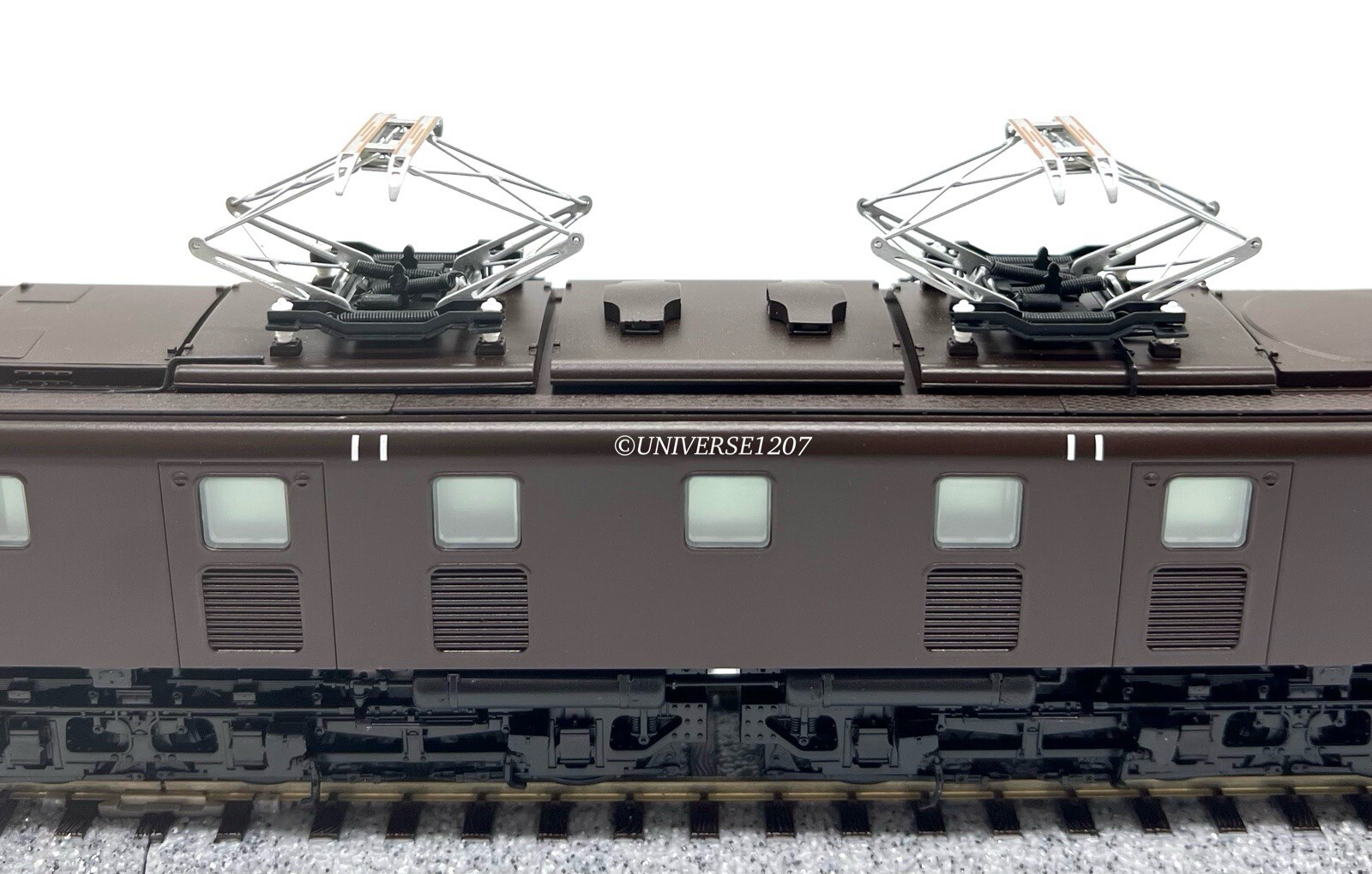 HO Tenshodo JNR EF59 Electric Locomotive #20 & #21 Spec/Tiger Stripe H0 Engine