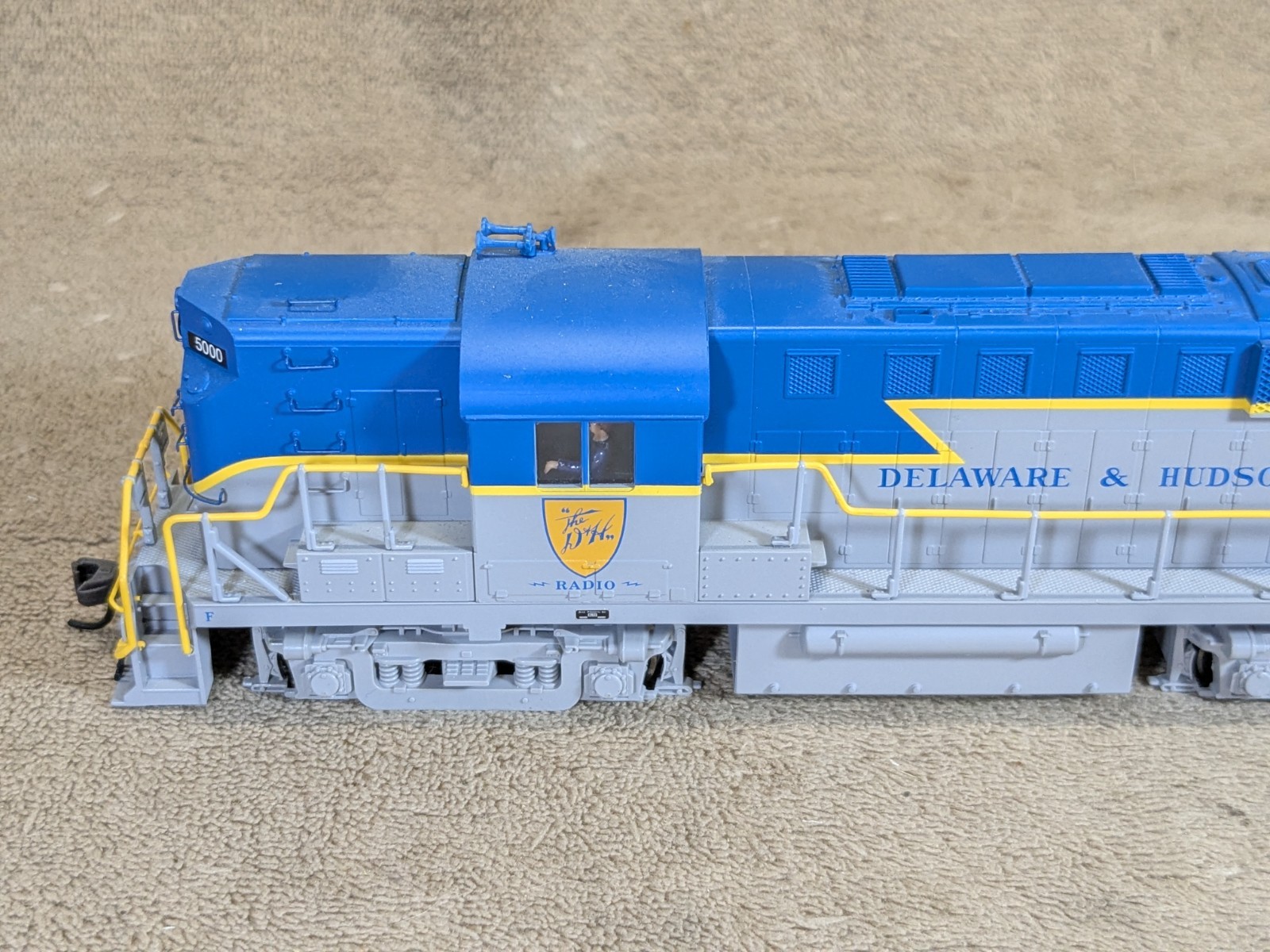 Atlas 8791 HO Scale Delaware & Hudson RS-11 Diesel Locomotive #5000