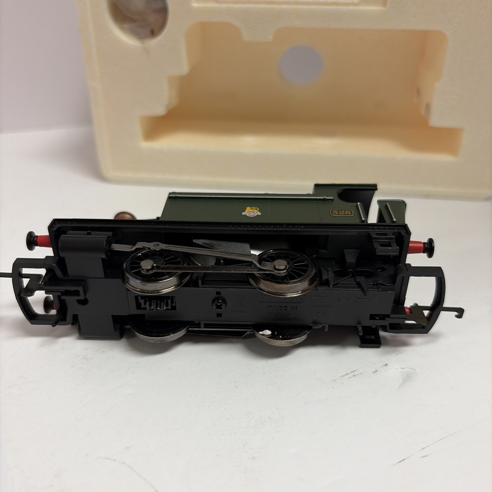 HORNBY R2665 BR 0-4-0 T INDUSTRIAL LOCOMOTIVE Boxed Green 328 00 Gauge Train NOS