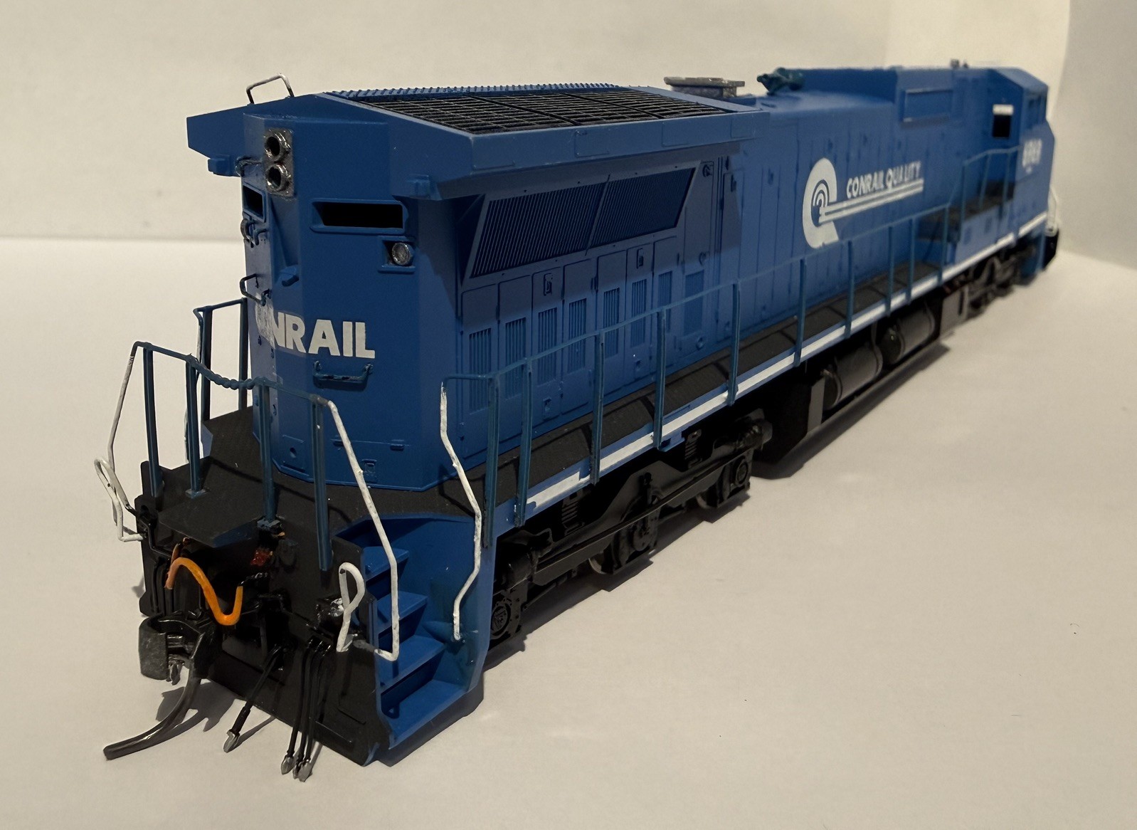 Atlas Master HO Scale Dash 8-40CW Conrail Quality #6969 DCC/DC Custom Built
