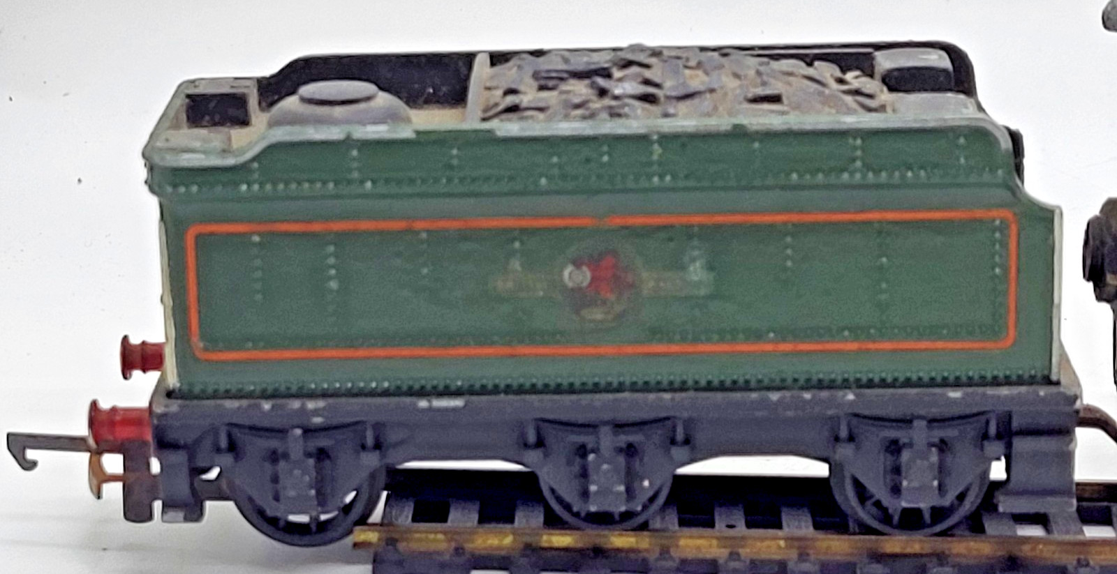 G+R Wrenn Diecast Steam Locomotive + Tender HO Gauge, British Railways 9402, EX