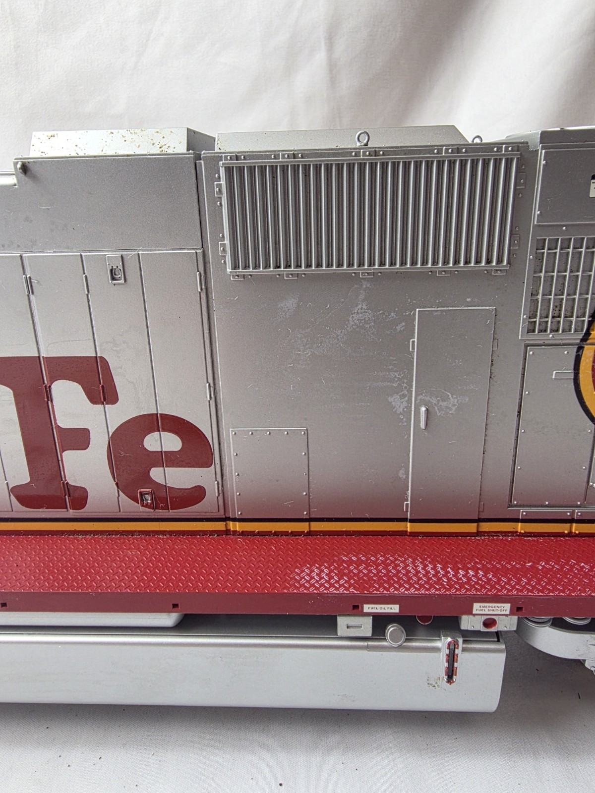USA G scale trains SD70 Mac Santa Fe R22600 Warbonnet #8805 First Run Read Desc