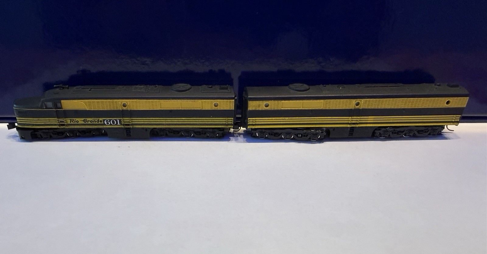 Con-Cor Kato N Scale Powered PA-1 PB-1 Locomotives Rio Grande