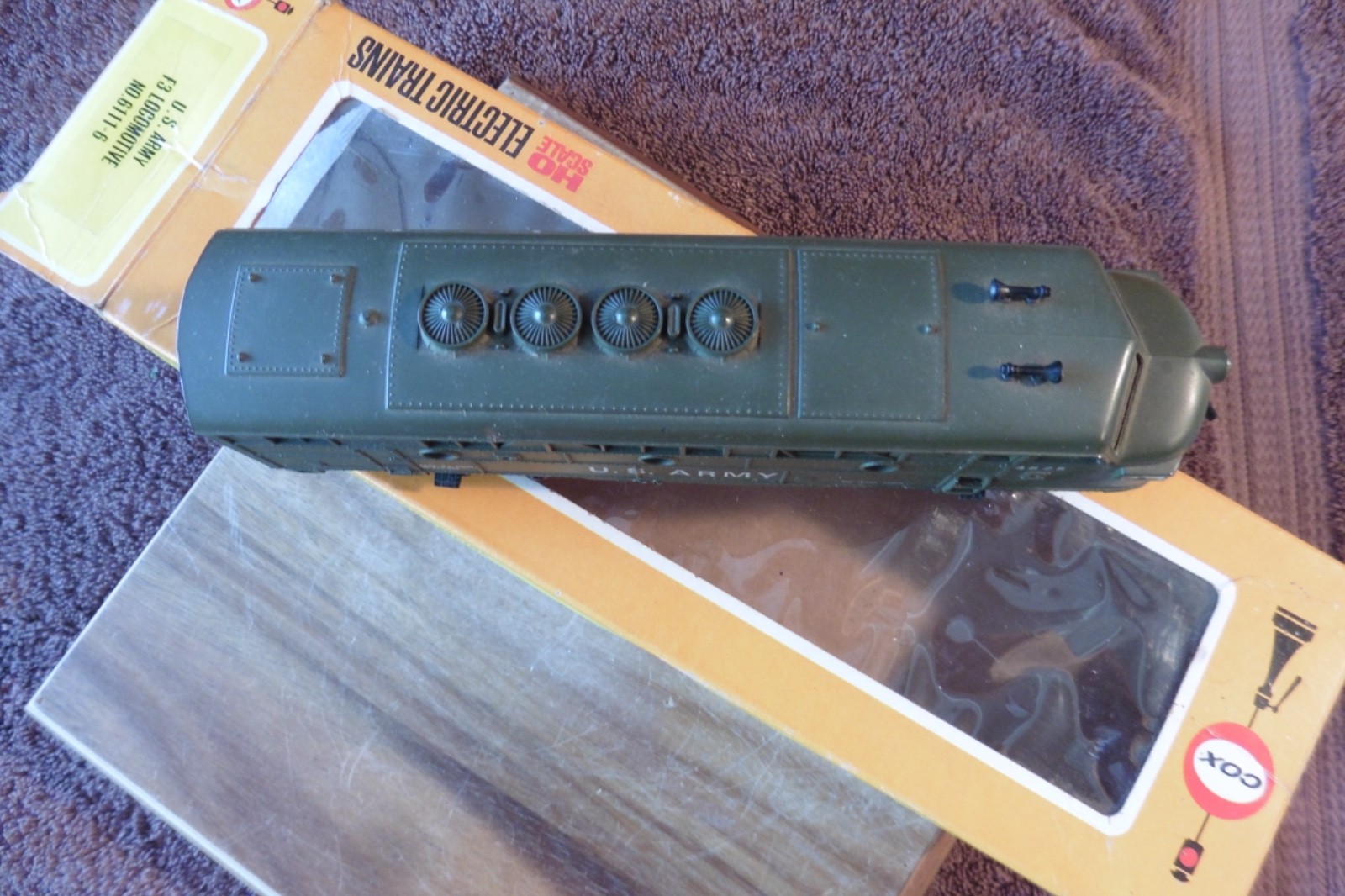 Vintage Cox HO Scale US Army F3 Diesel Locomotive 6111-6