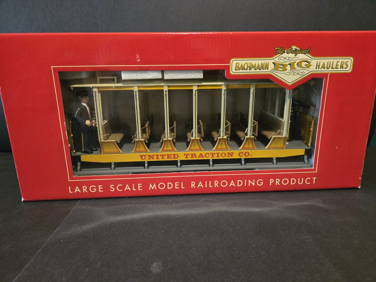 BACHMANN G SCALE BIG HAULER STREET CAR POWERED # 93938 UNITED TRACTION