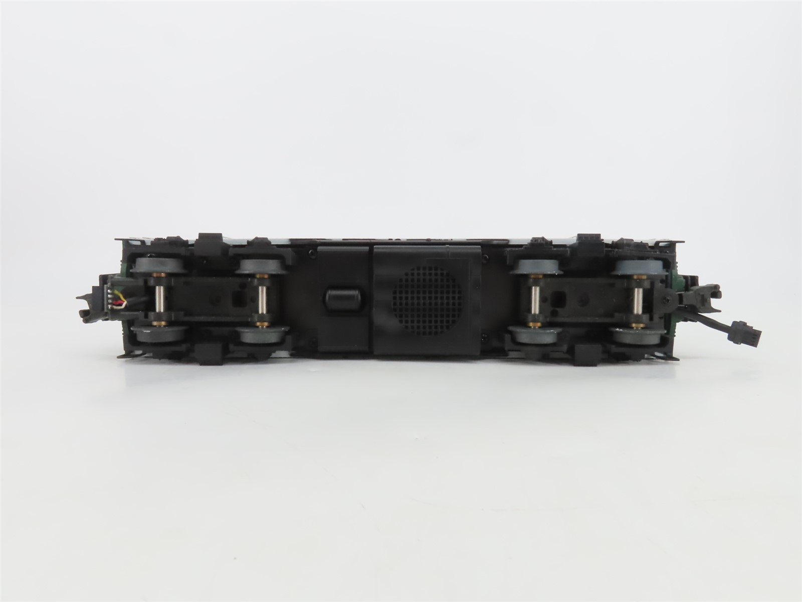 O Gauge 3-Rail MTH 20-2177-3 Southern F3B Diesel Locomotive UNPOWERED