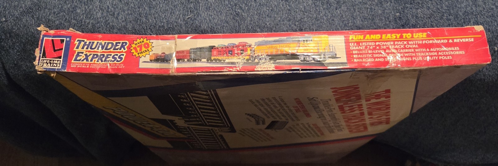 Life Like Trains Thunder Express HO Scale Electric Train Set Union Pacific
