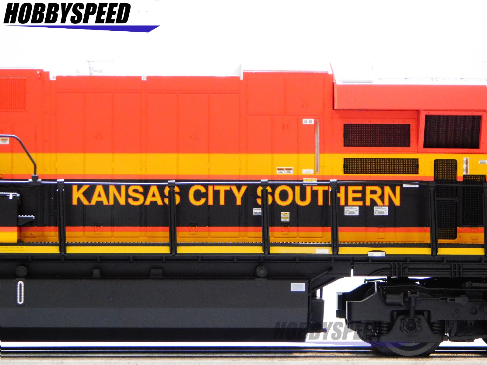 LIONEL KANSAS CITY SOUTHERN SUPERBASS ET44AC DIESEL ENGINE O GAUGE 2533489 NEW
