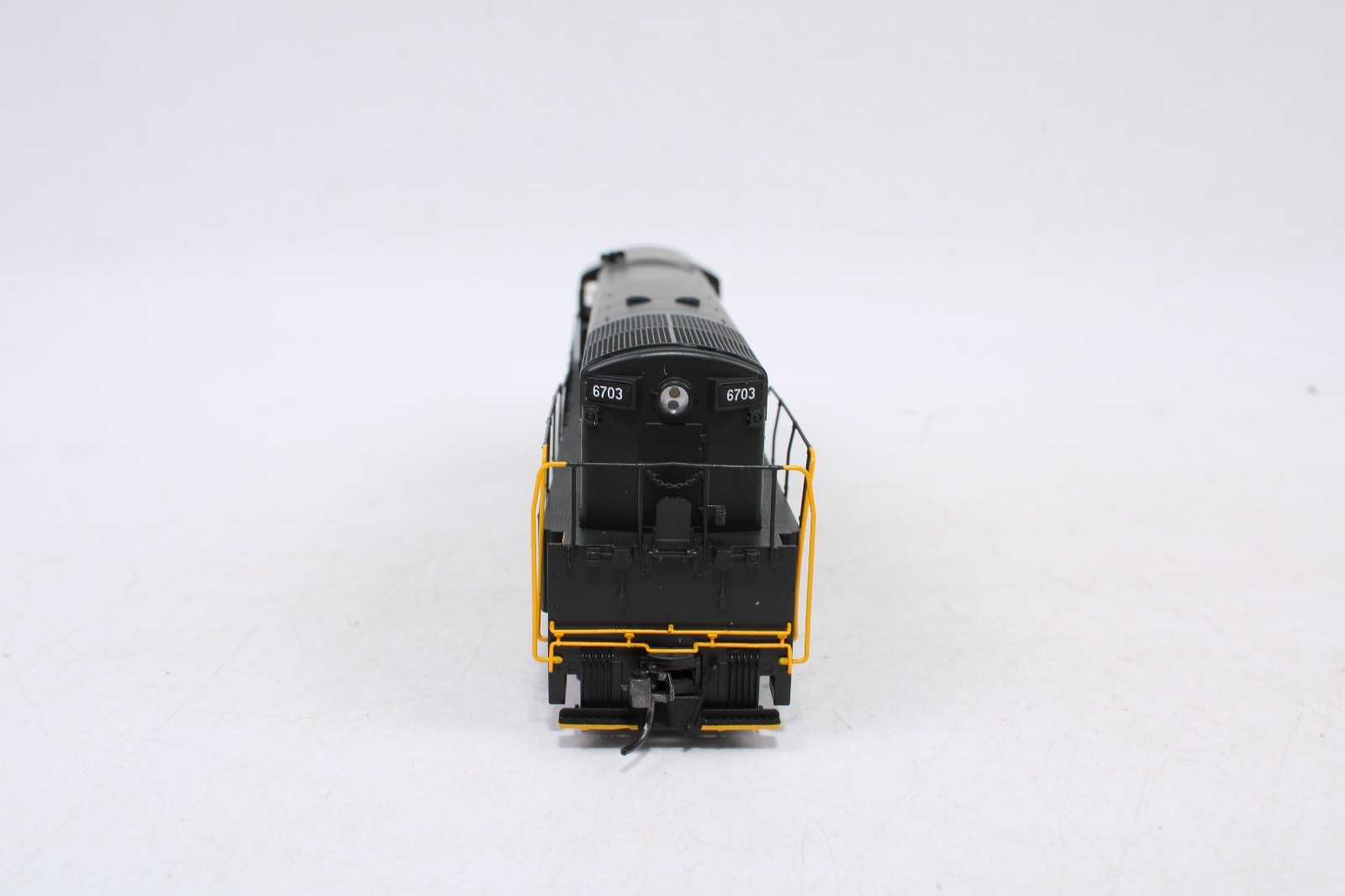 Atlas HO Scale 10004143 FM H-24-66 Locomotive Pennsylvania #6703 DCC/LokSound