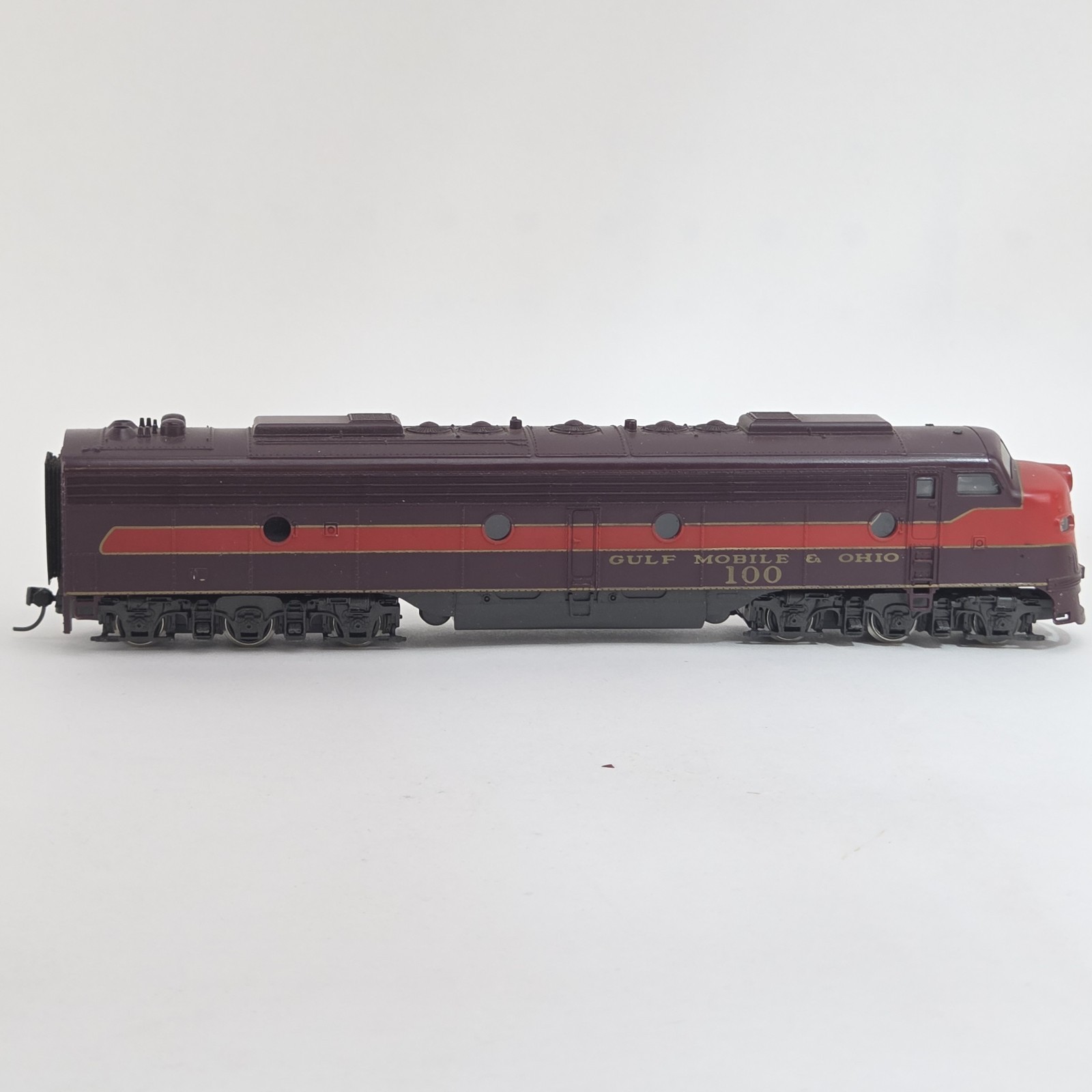 Rivarossi HO Scale Gulf Mobile and Ohio GM&O #100 EMD E8 E9 A-A 2 unit set