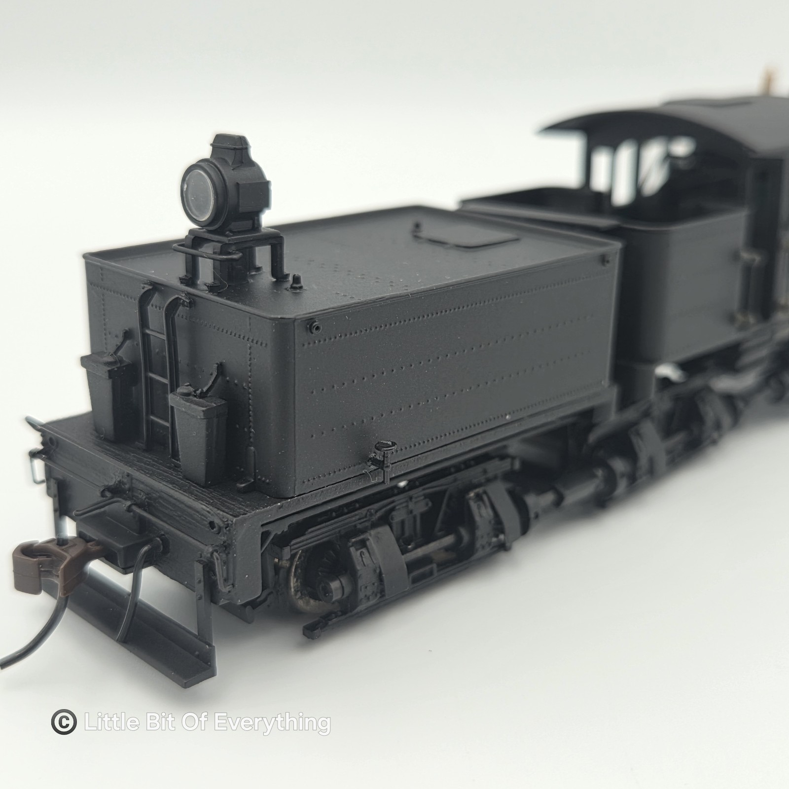 Bachmann Spectrum 80-Ton Three Truck Shay Locomotive Unlettered (Wood Cab) 81901