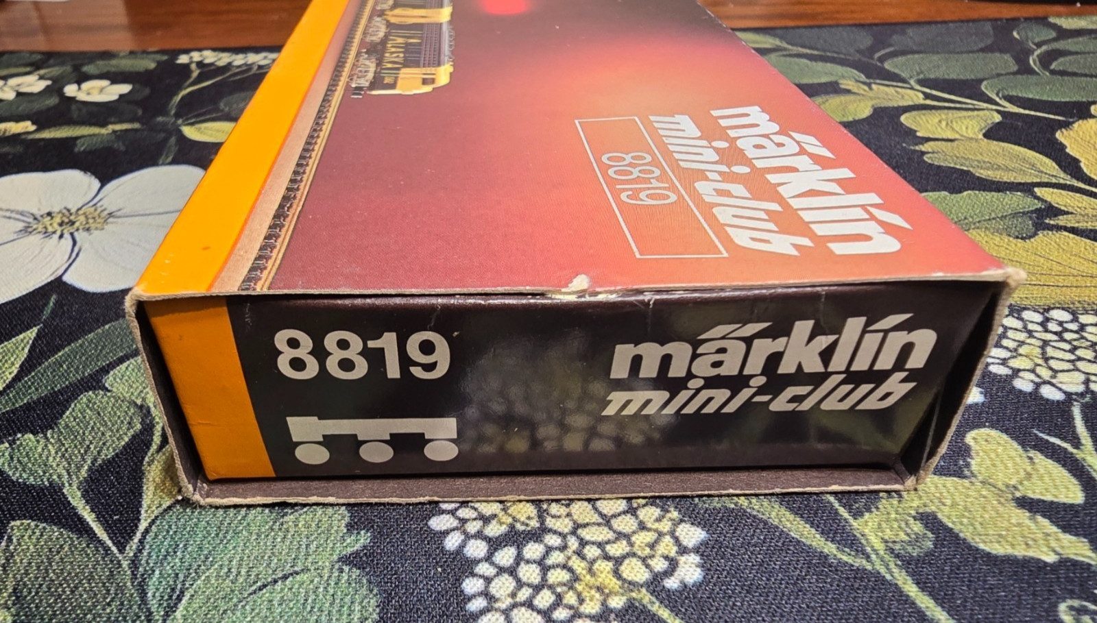 Marklin Mini-Club #8819 F7 A/B/A Engine set Alaska Z Scale, LN/Box/Instr.