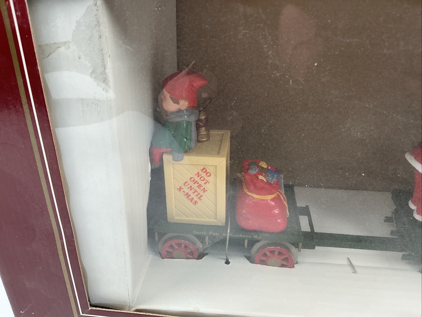 Bachmann G Scale 96240 Christmas Handcar w/Figures for parts