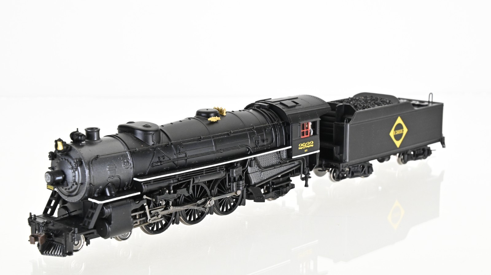 Broadway Limited 4-6-2 USRA Heavy Pacific Erie 2922 DCC w/Sound HO scale
