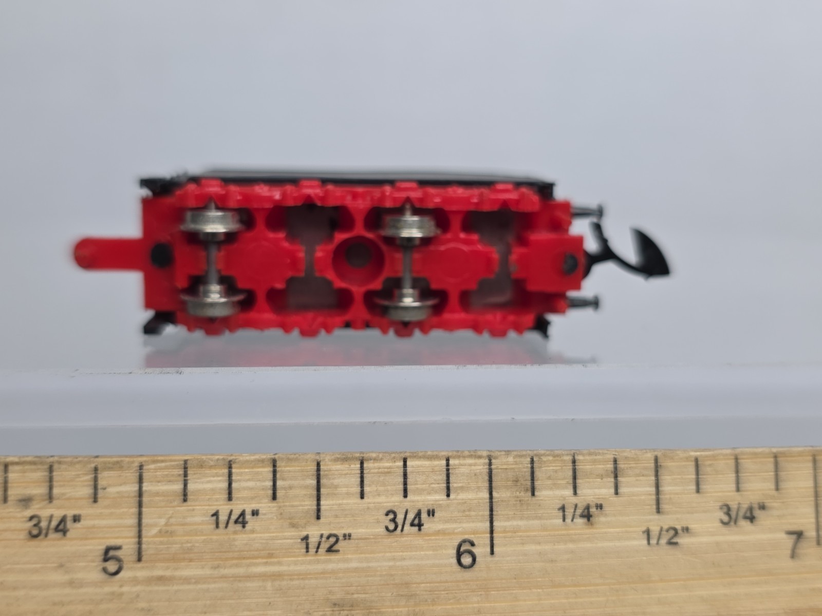 Marklin Z Scale *Tender Only* 4 Axel Coal Tender (For Loco 8885) Missing 2 Axels