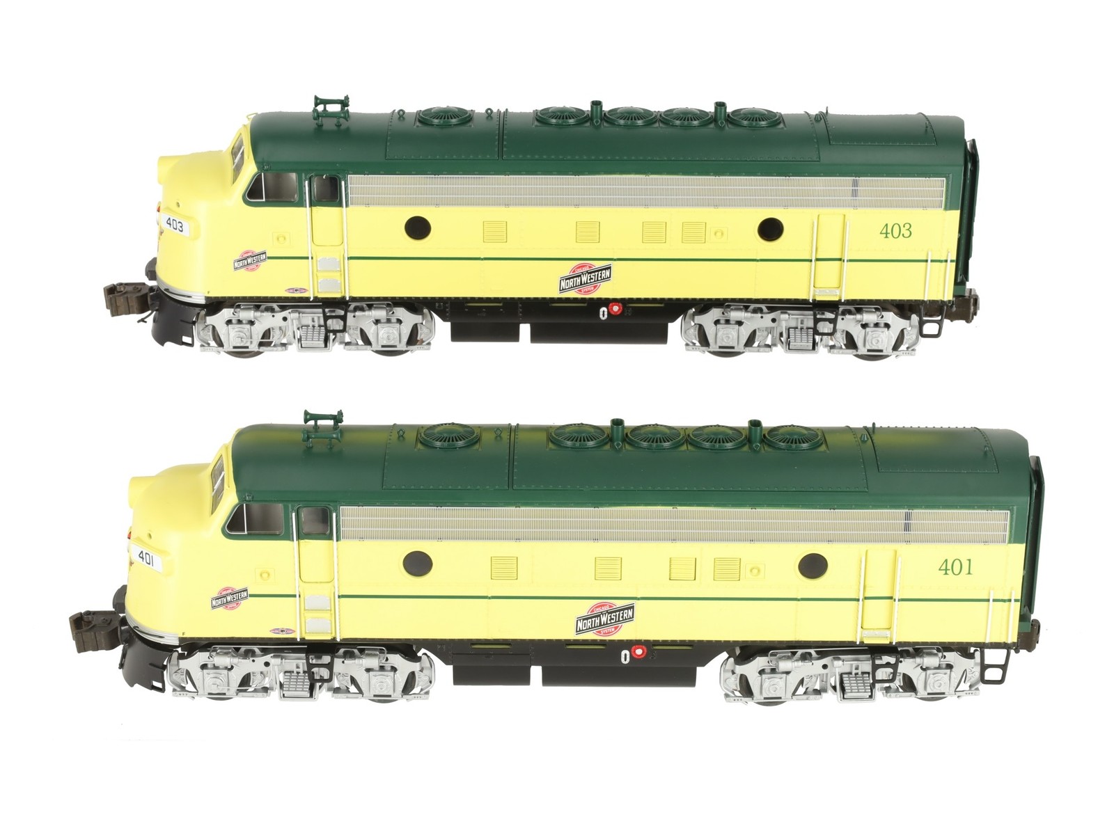 Lionel 6-38754 O C&NW Legacy F-7 AA Diesel Locomotive Set #401/#403 LN/Box