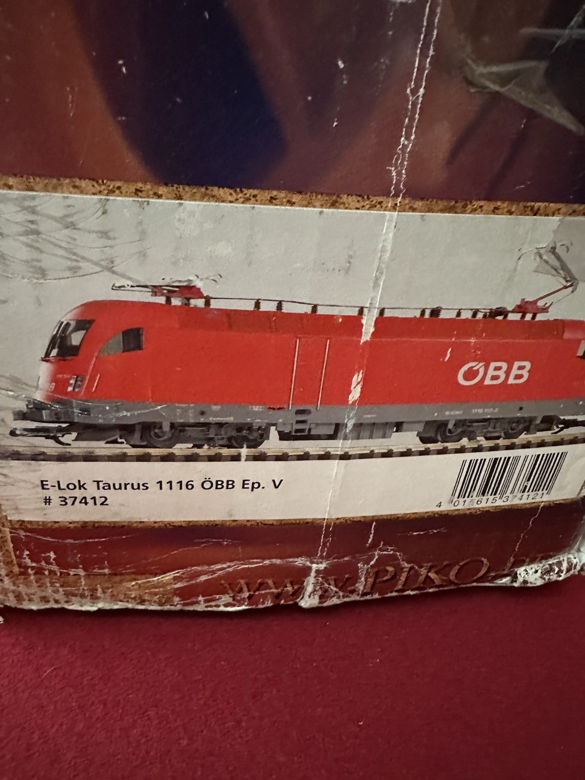 Piko 37412 Taurus OBB Electric Locomotive With Box