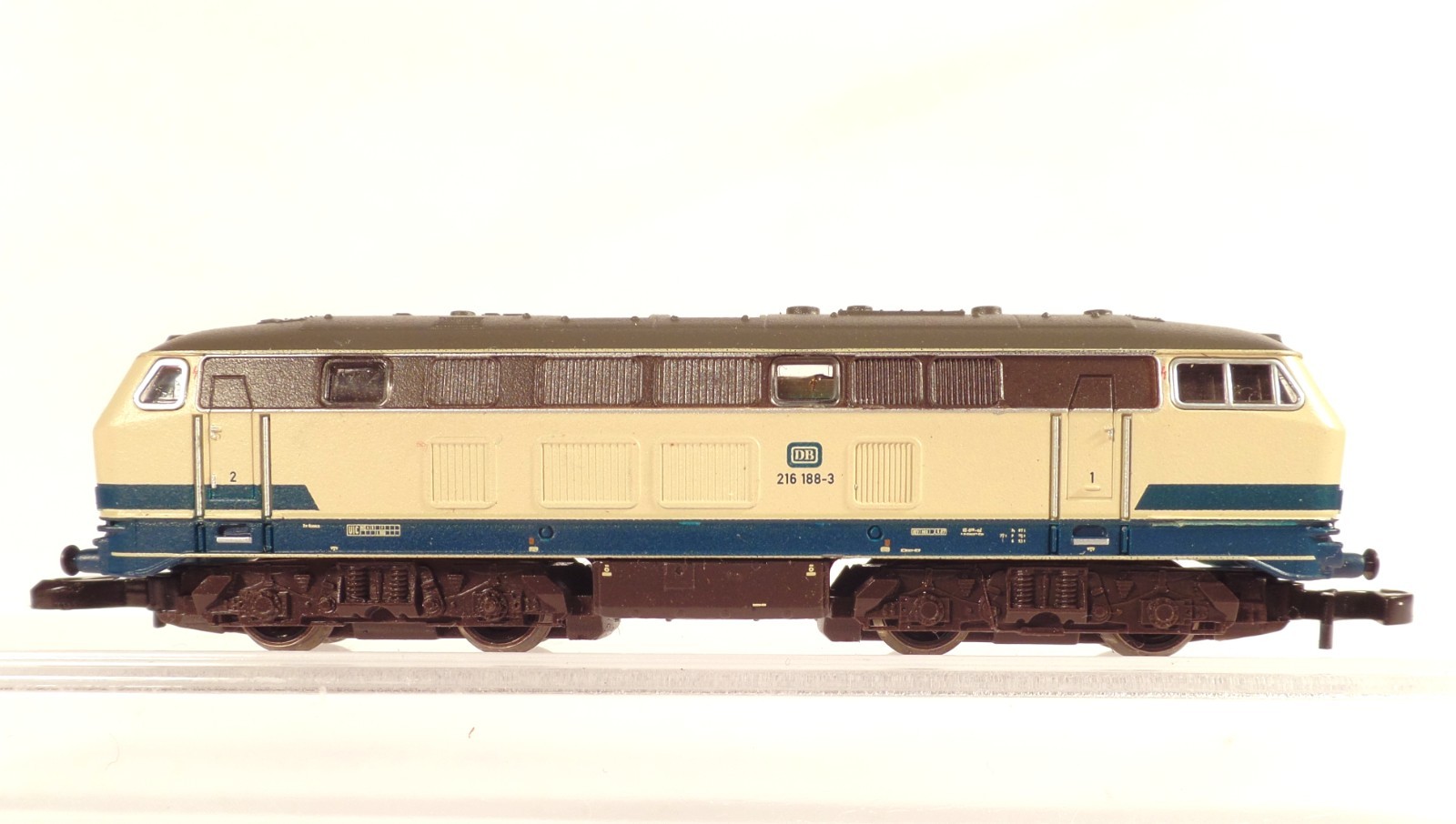 Märklin Z #88784 German Fed RR (DB) Class 216 4-ax. Diesel Locomotive Era IV IOB