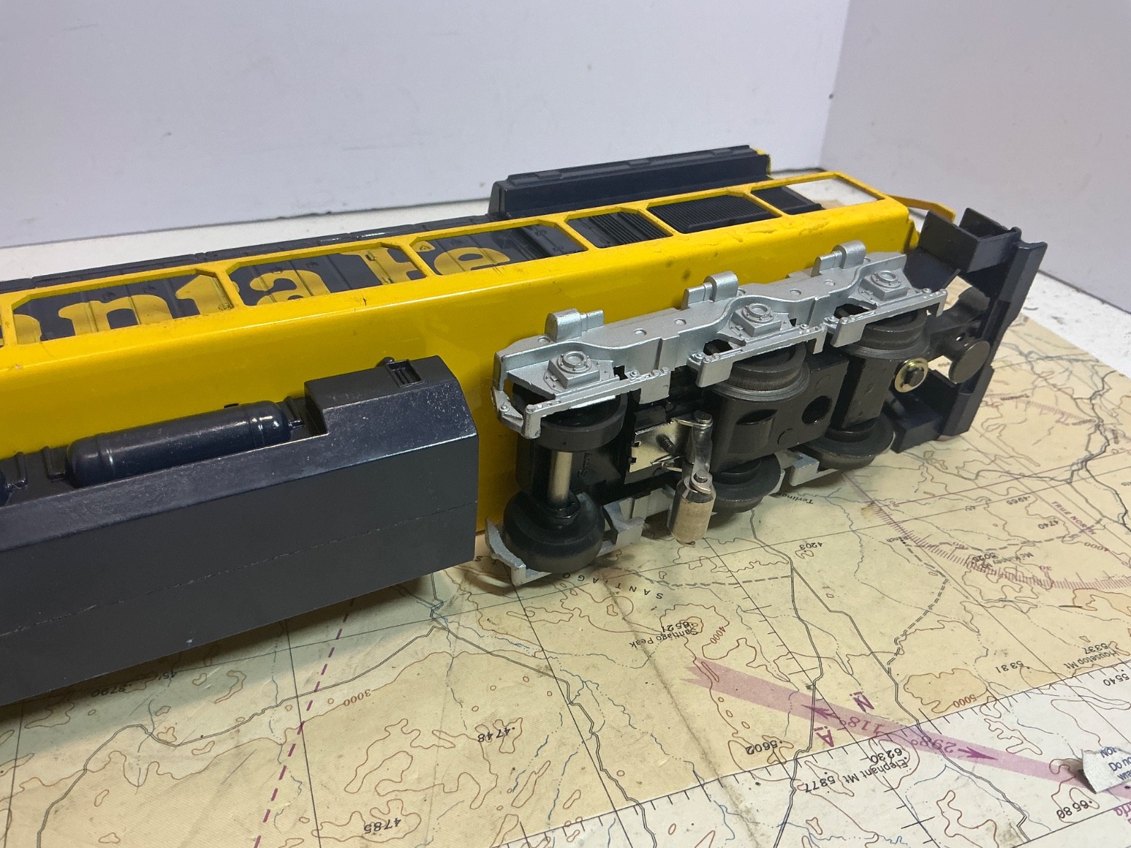 WILLIAMS O SANTA FE #8518 POWERED DIESELS Lionel