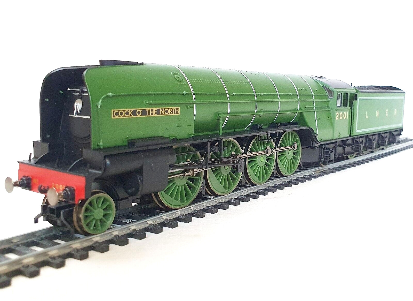 Hornby OO HO British LNER Class P2 “COCK O THE NORTH” 4-8-2 Steam Locomotive MIB