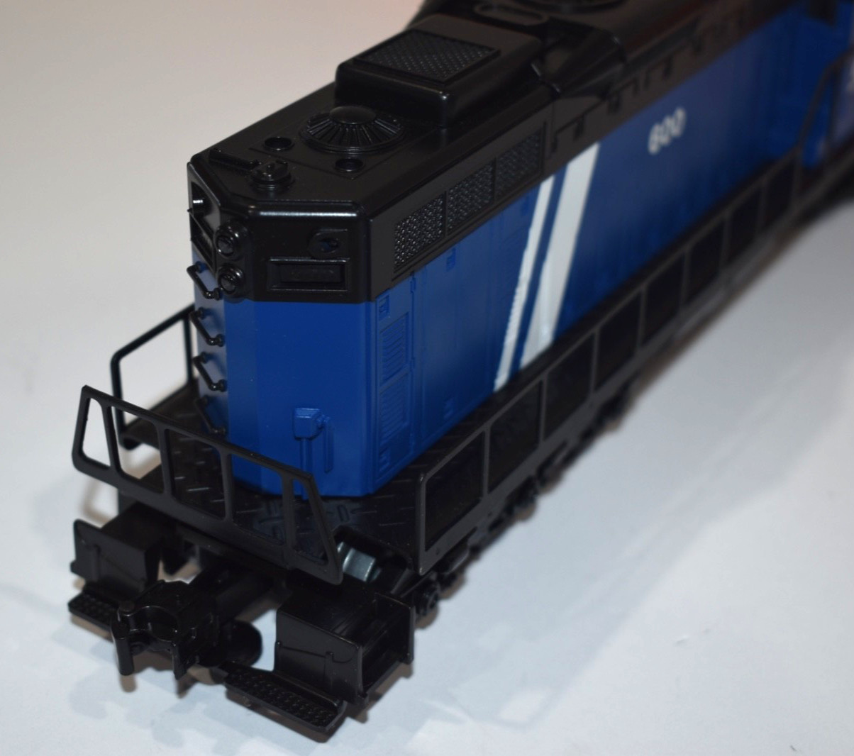 Lionel O27 Gauge 6-18824 Montana Rail LInk SD-9 Diesel Locomotive NM/MT