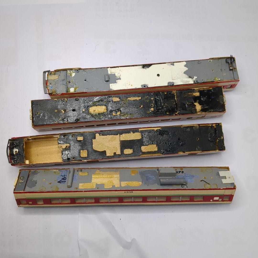 KIHA HO paper body Need repair 4-car set