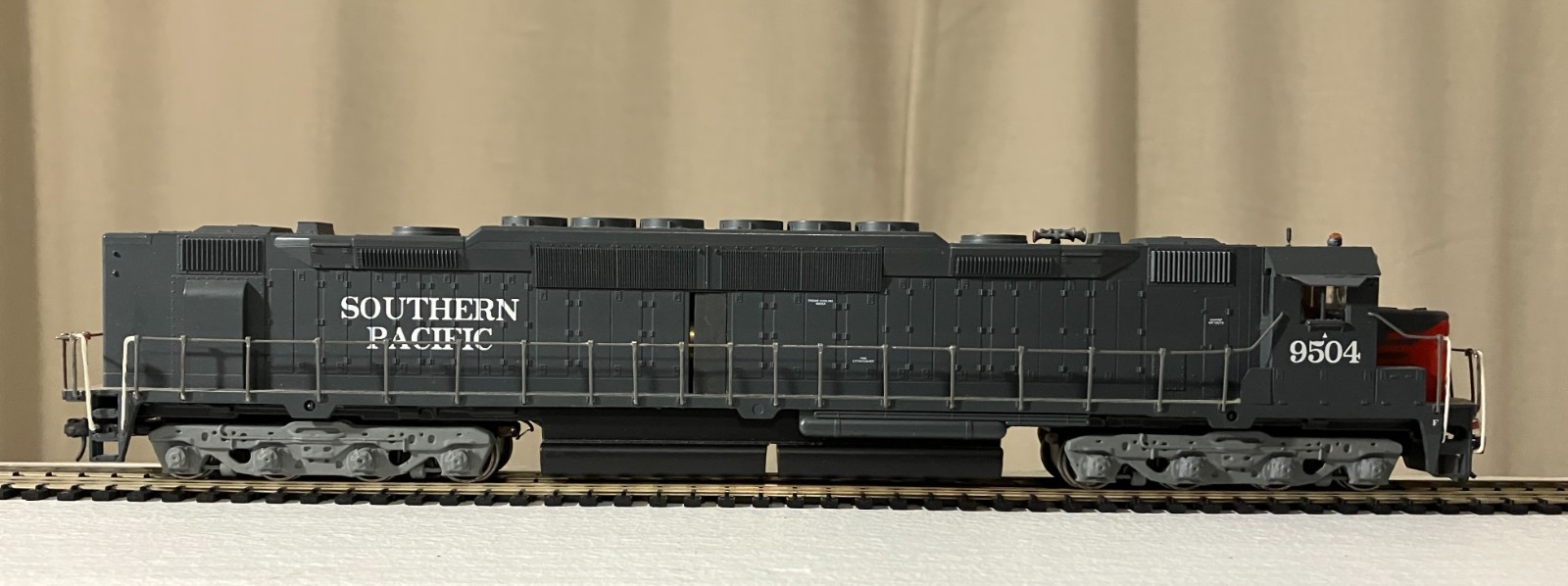 Athearn HO EMD DD35A- UPGRADED w MASHIMA Can Motors,Soundtraxx DCC Sound, LEDs+