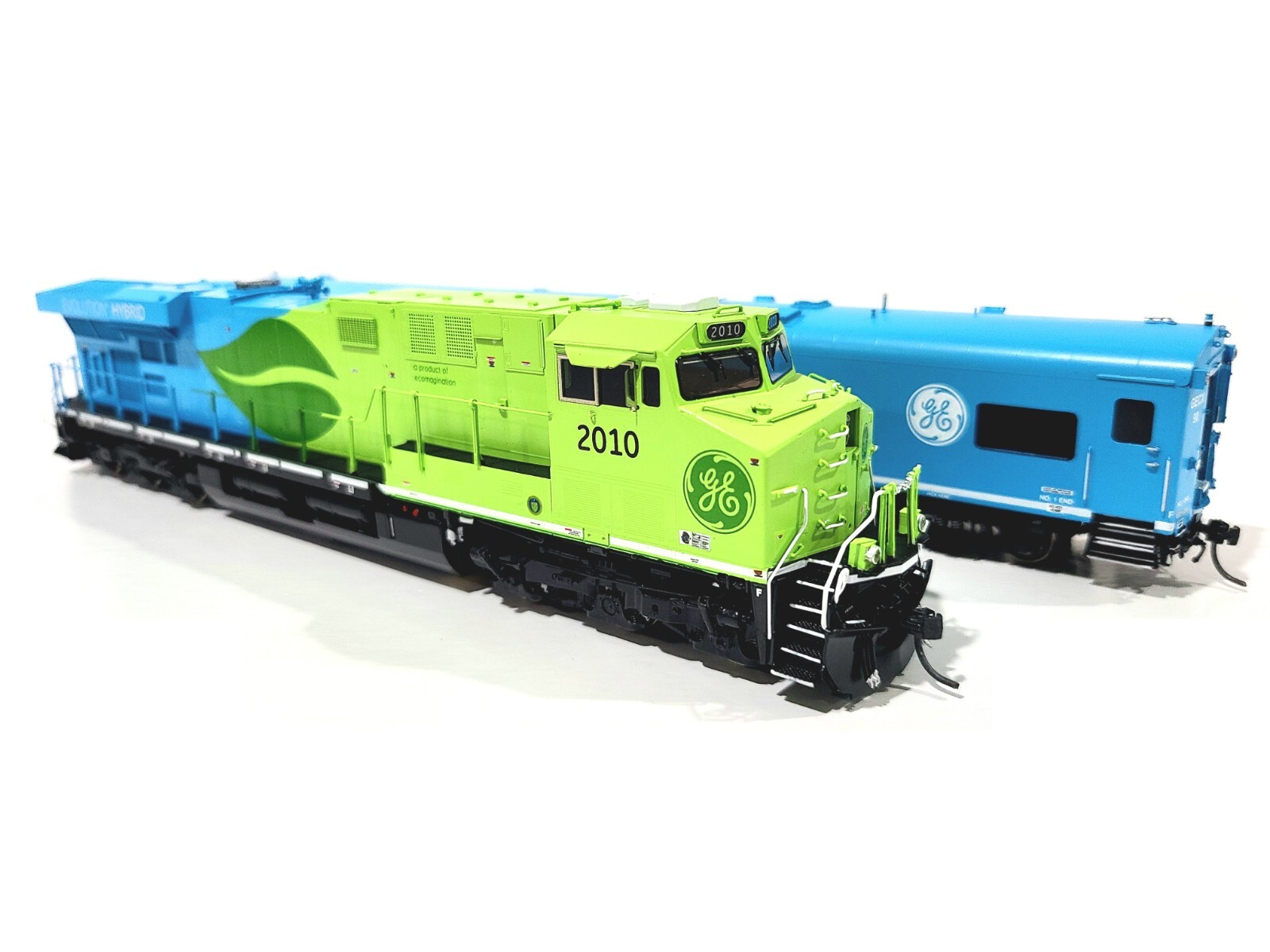 Overland OMI Ajin GE ES44AC Hybrid Evolution Test Car Set #AJ-2010-1 HO Brass