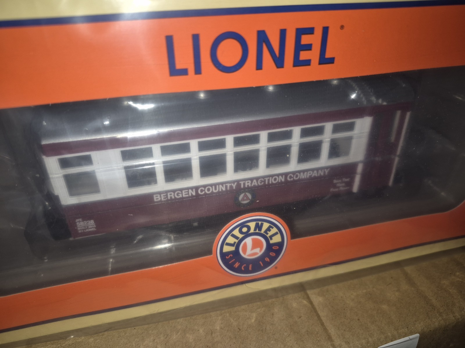 LIONEL 6-58238 TCA PALISADES BERGEN COUNTY TROLLEY CAR O GAUGE TRAIN MOTORIZED
