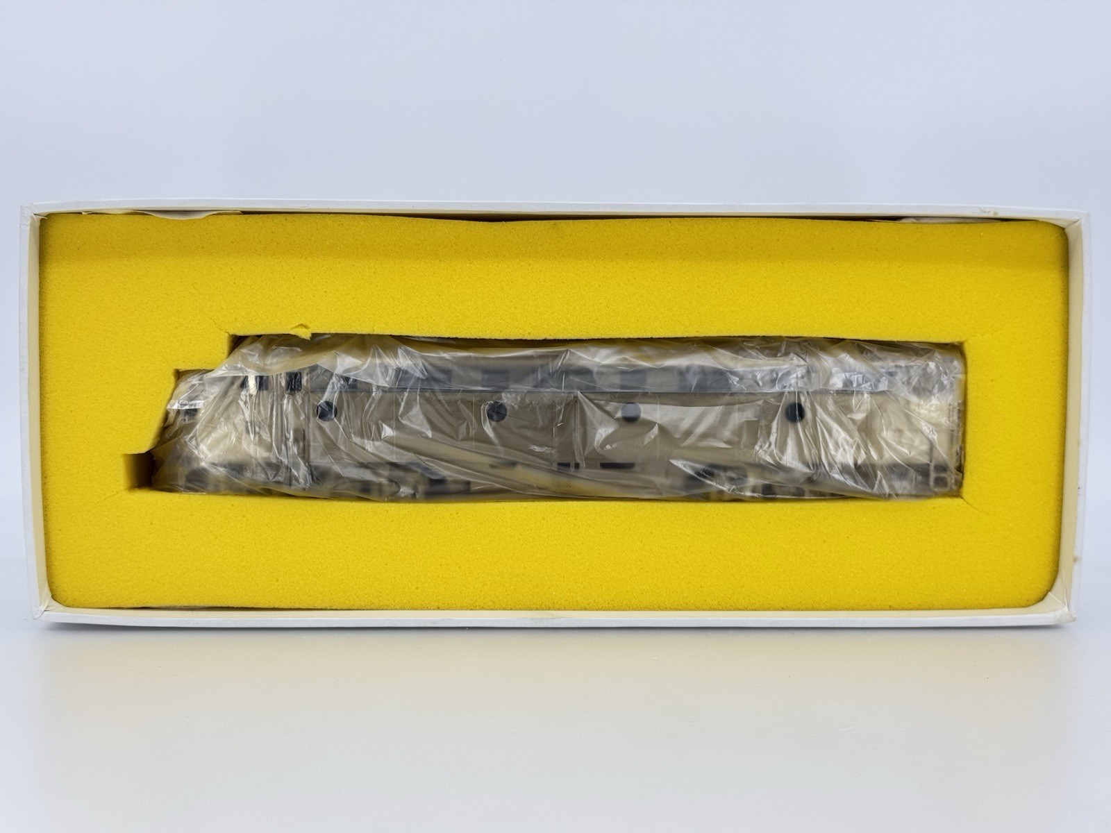 HO Oriental Limited Brass Union Pacific EMD E9A 2400HP Diesel Locomotive UP