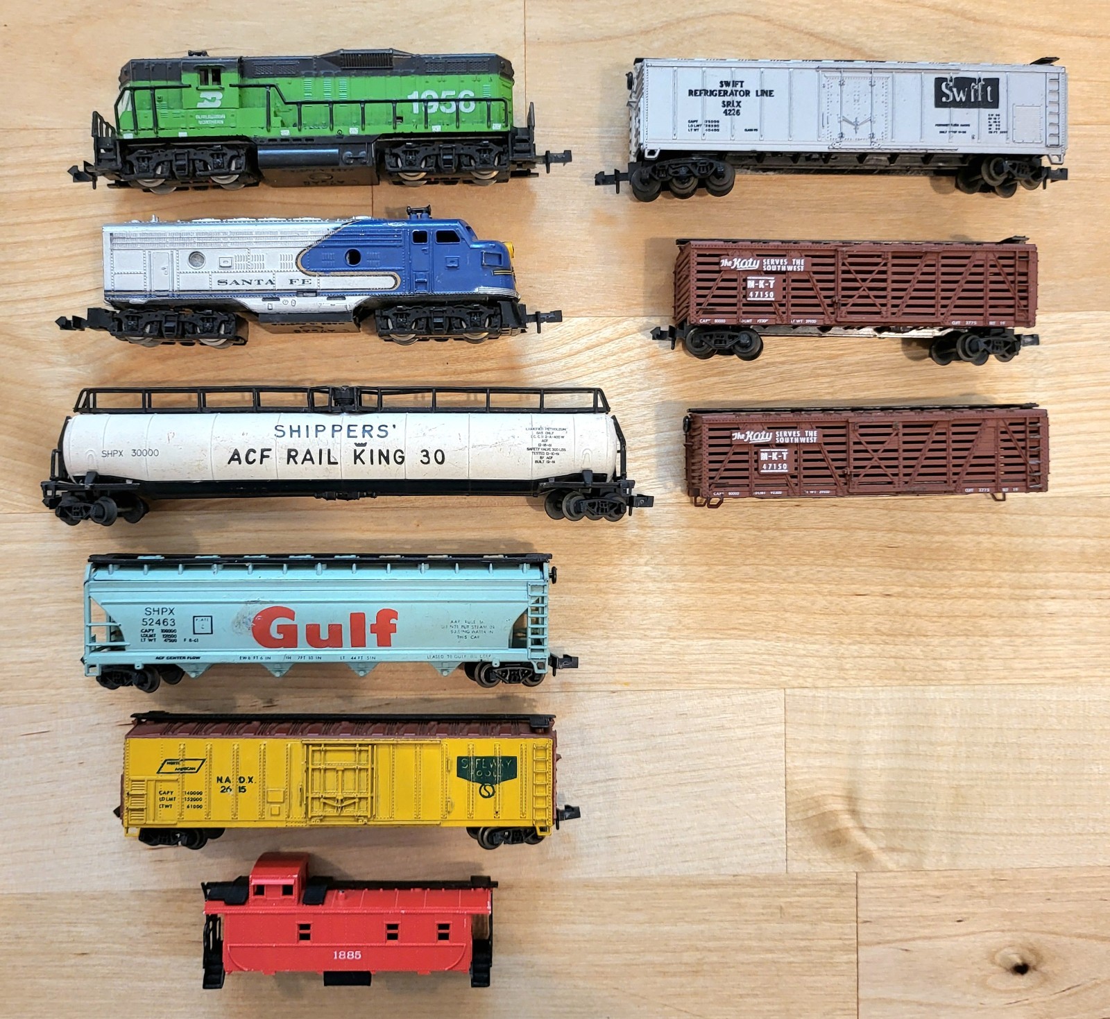 6 Atlas N Scale Trains 2 Locomotives Plus Extras Austria