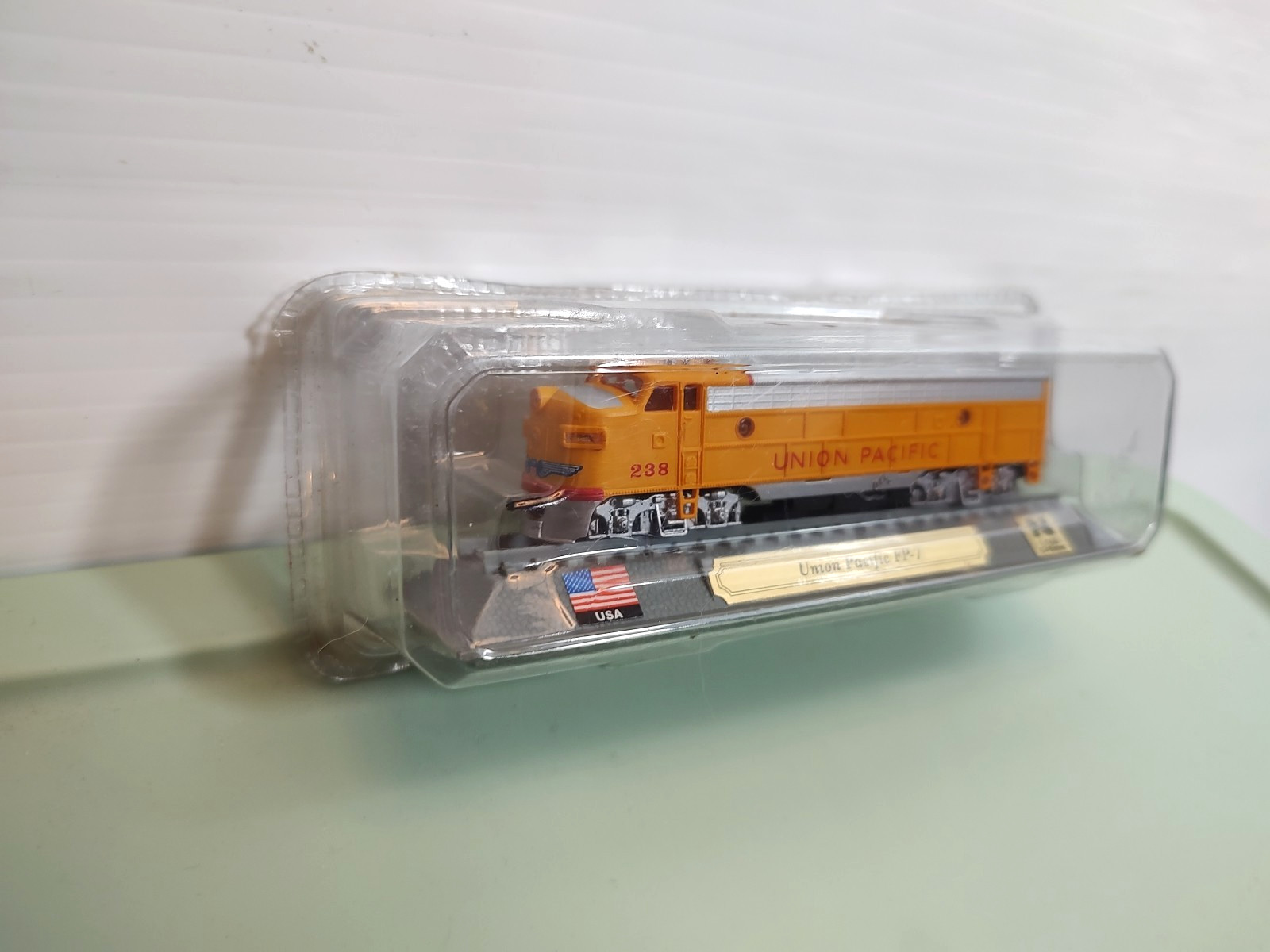 Vtg Del Prado Union Pacific FP-7 Locomotive-N Scale 1:160- Sealed Display Model
