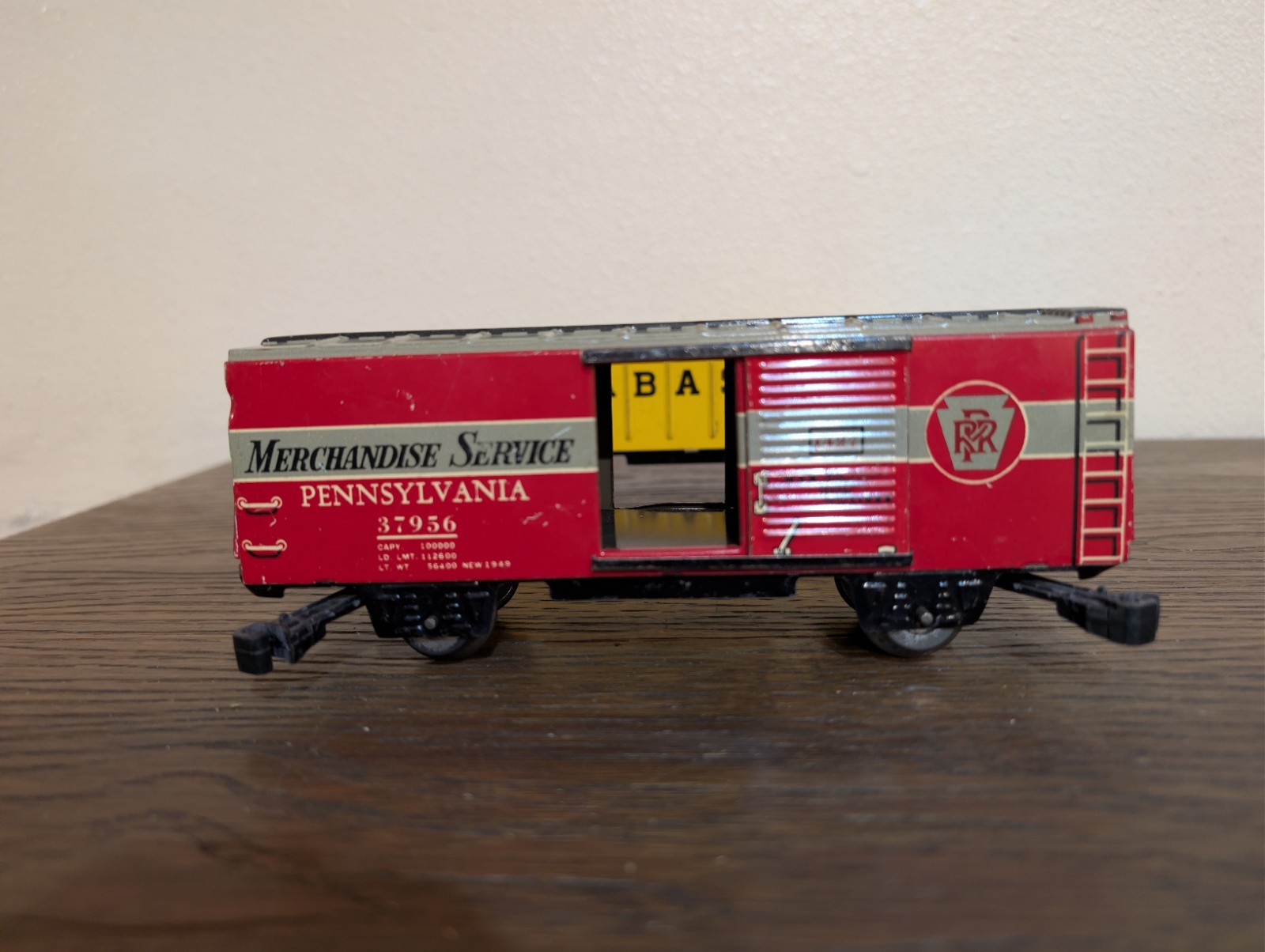 O Gauge Marx Tin & Lionel Plastic Trains Baltimore Locomotive Caboose