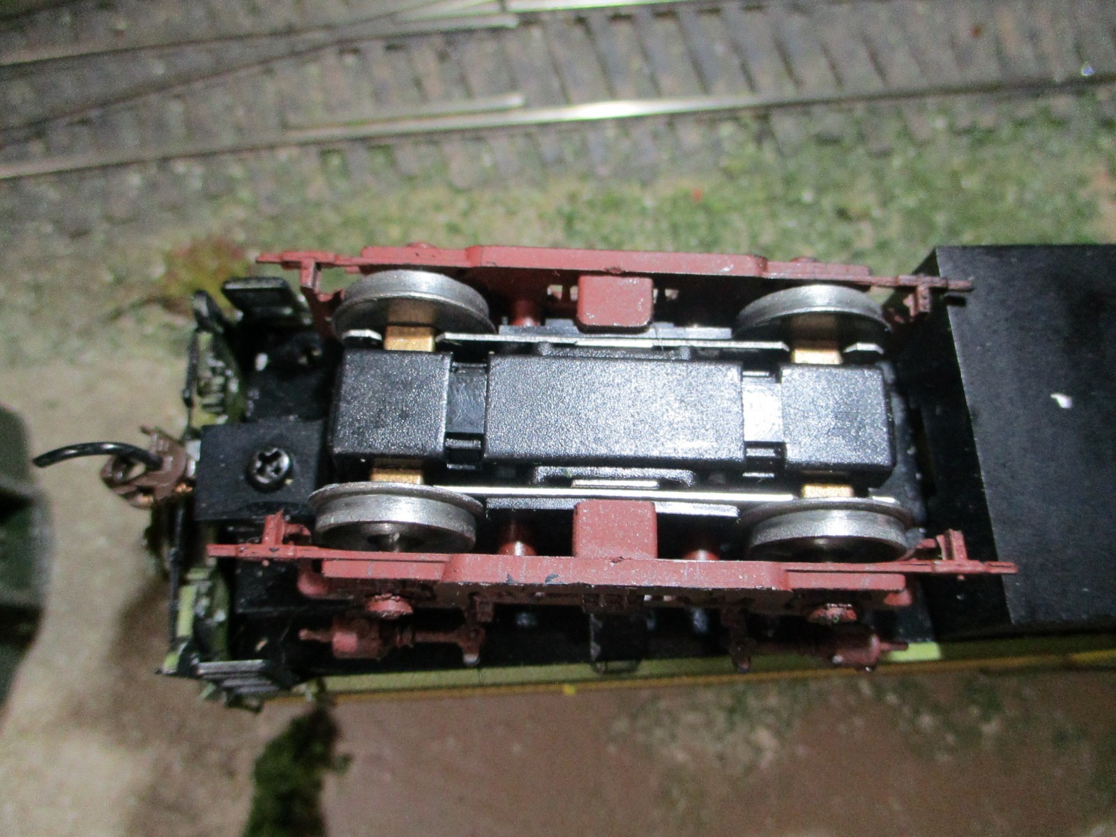 SAL 4200/4300 FA2/FB2,BOTH PWR’D,DC/DCC/SOUNDWEATHERED TRUCKS,PAINTED CREW,LED’S