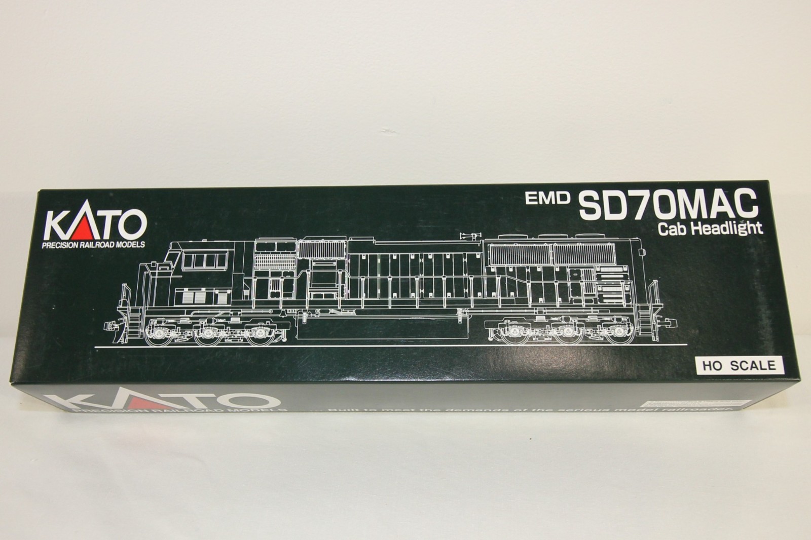 KATO HO 37-6404 EMD SD70MAC BNSF Heritage II #9853 DC DCC Ready NIB NOS