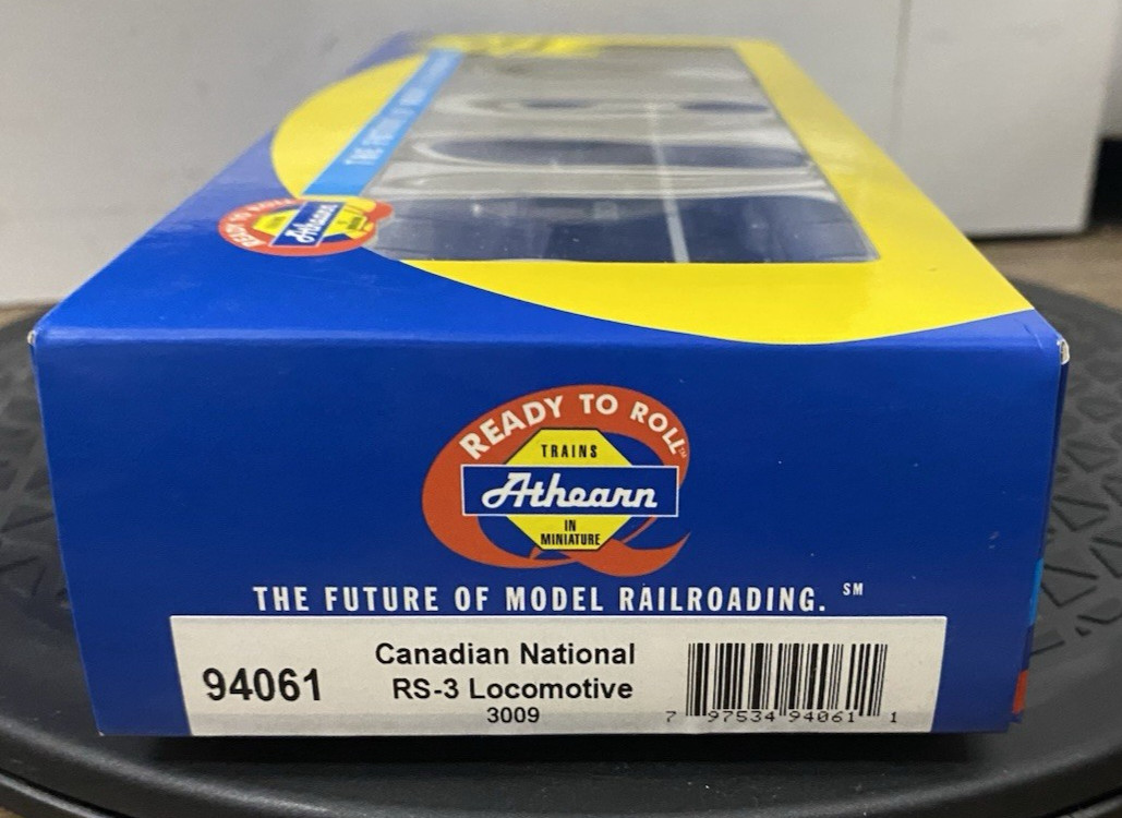 Athearn 94061 Ho Canadian National RS3 Locomotive 3009 DCC Quick Plug Equipped