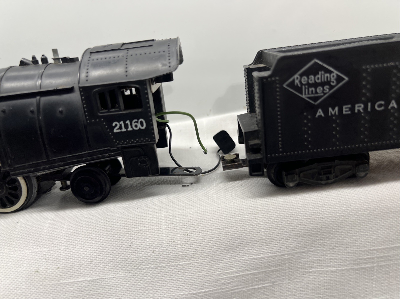 American Flyer #21160 Steam Locomotive & Tender Untested