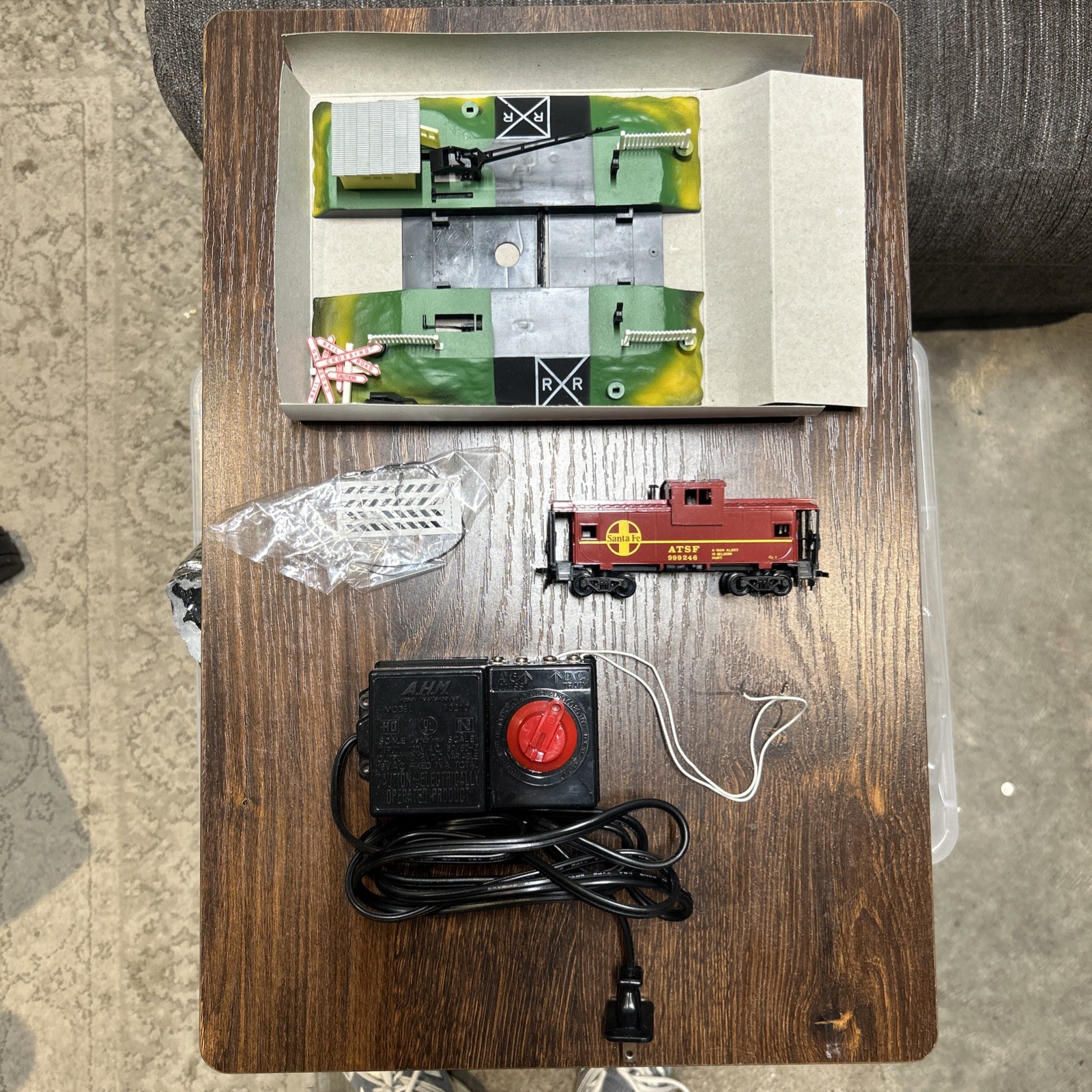 VINTAGE A.H.M. Santa Fe O Train Set, Power Pack And Tracks Included