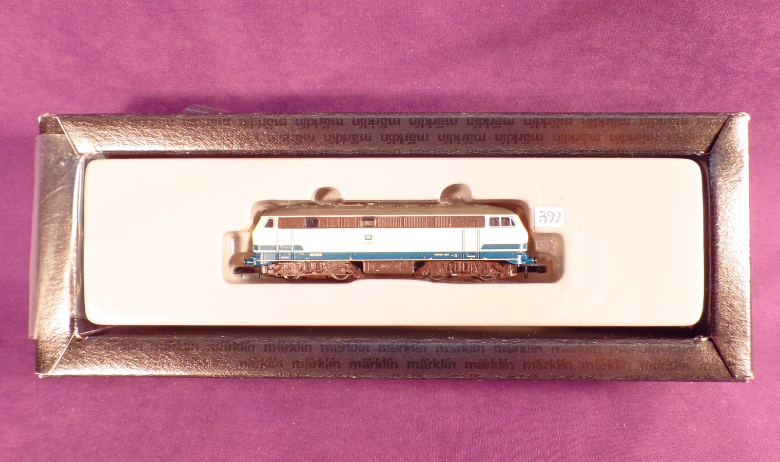 Märklin Z #88784 German Fed RR (DB) Class 216 4-ax. Diesel Locomotive Era IV IOB