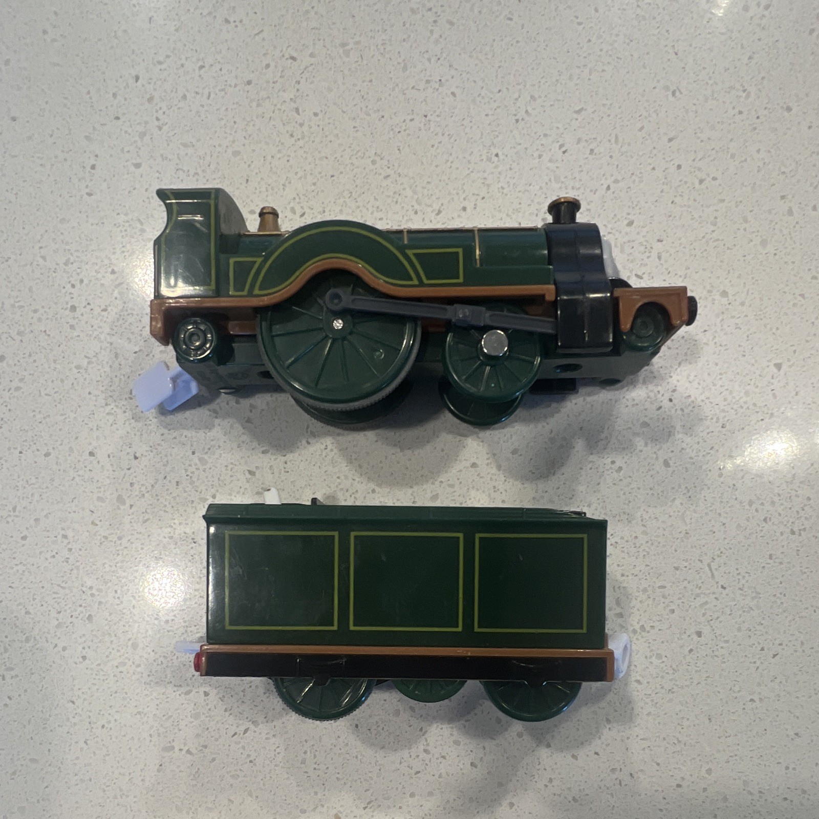 Gullane Thomas & Friends Emily Battery Powered OO Gauge 1:76 Steam Loco 2006