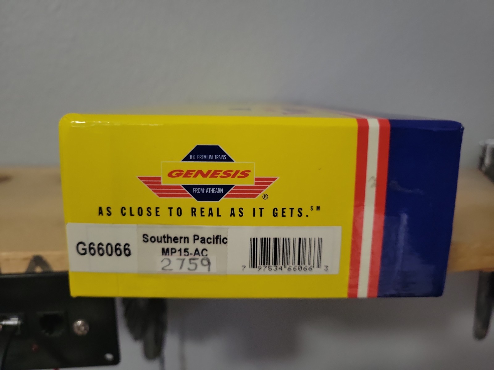 HO Scale Athearn Genesis Southern Pacific MP15AC #2759 DCC Ready