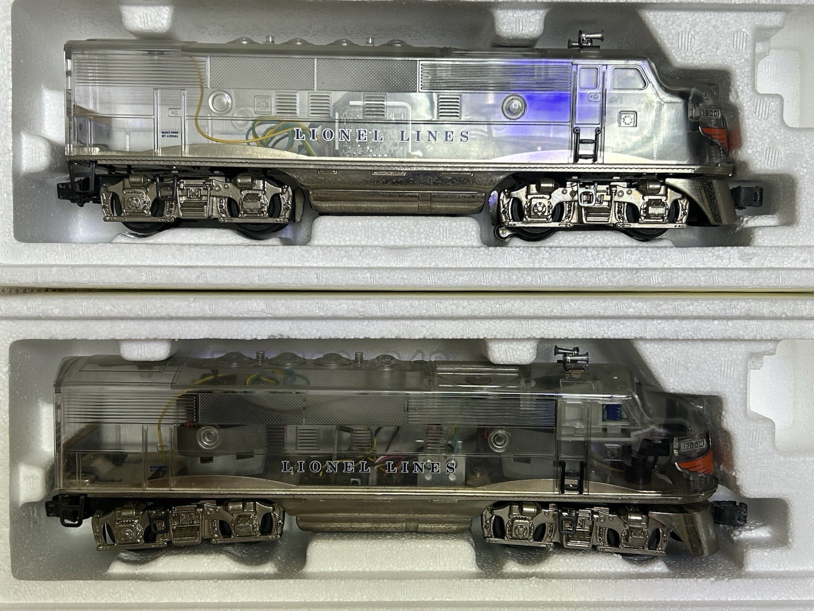 O Lionel 6-38151/2 Clear Can F3A Powered & Dummy Unit Set – (BG TESTED)