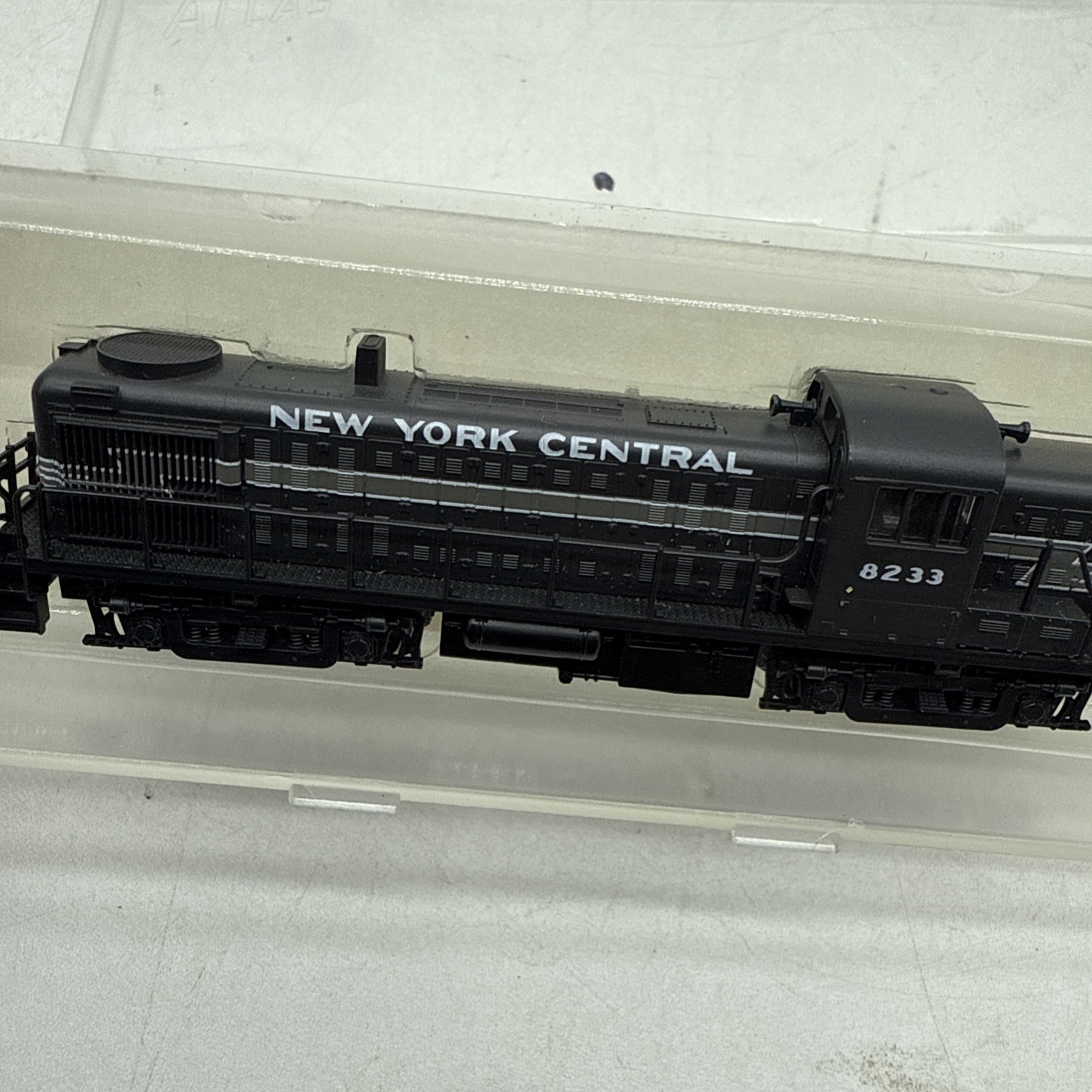 Atlas Classic N Scale Loco #4220 RS-3 New York Central #8323 Tested Limited Ed