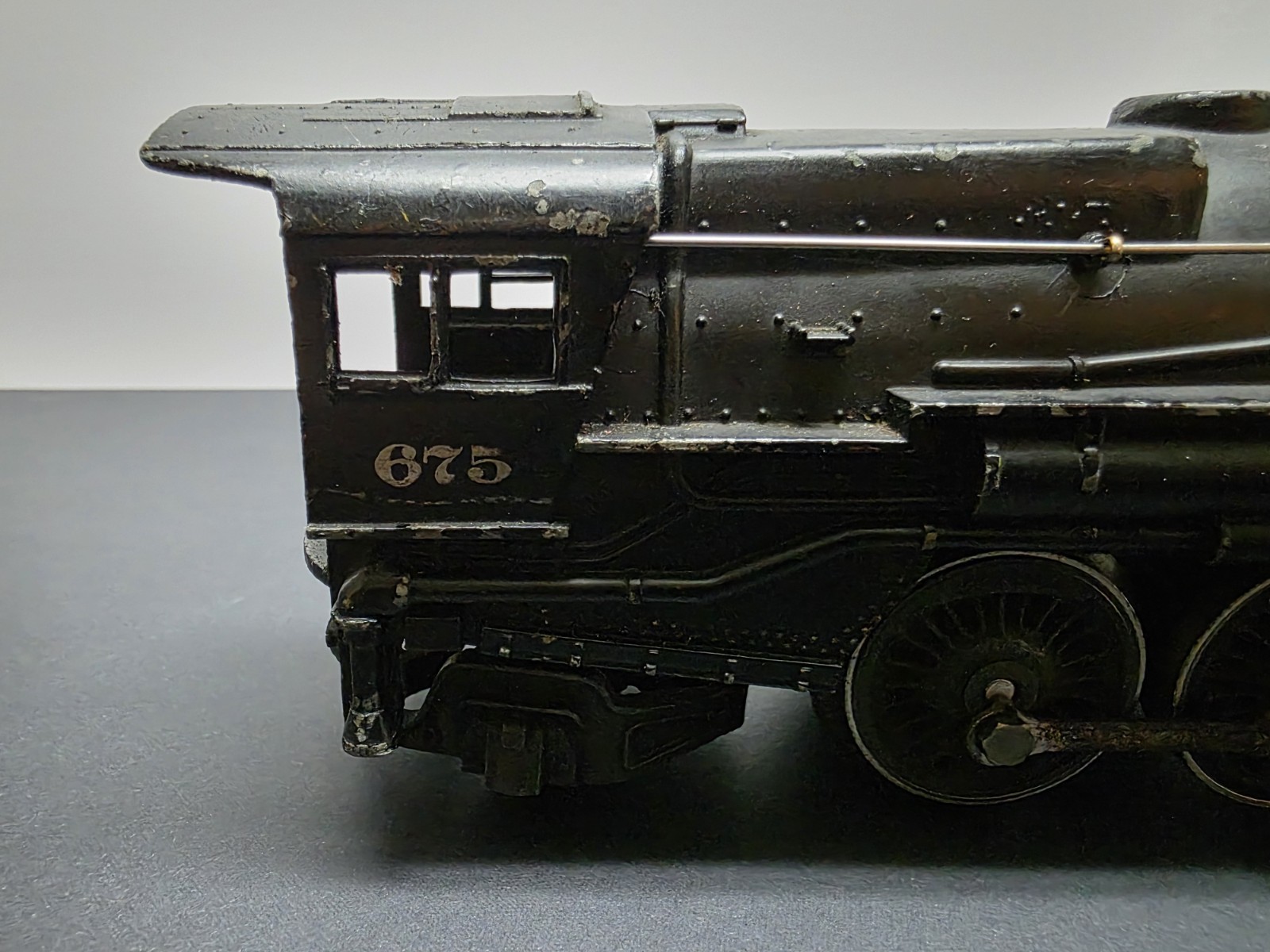 LIONEL STEAM LOCOMOTIVE #675 ENGINE 2-6-2 O SCALE POSTWAR