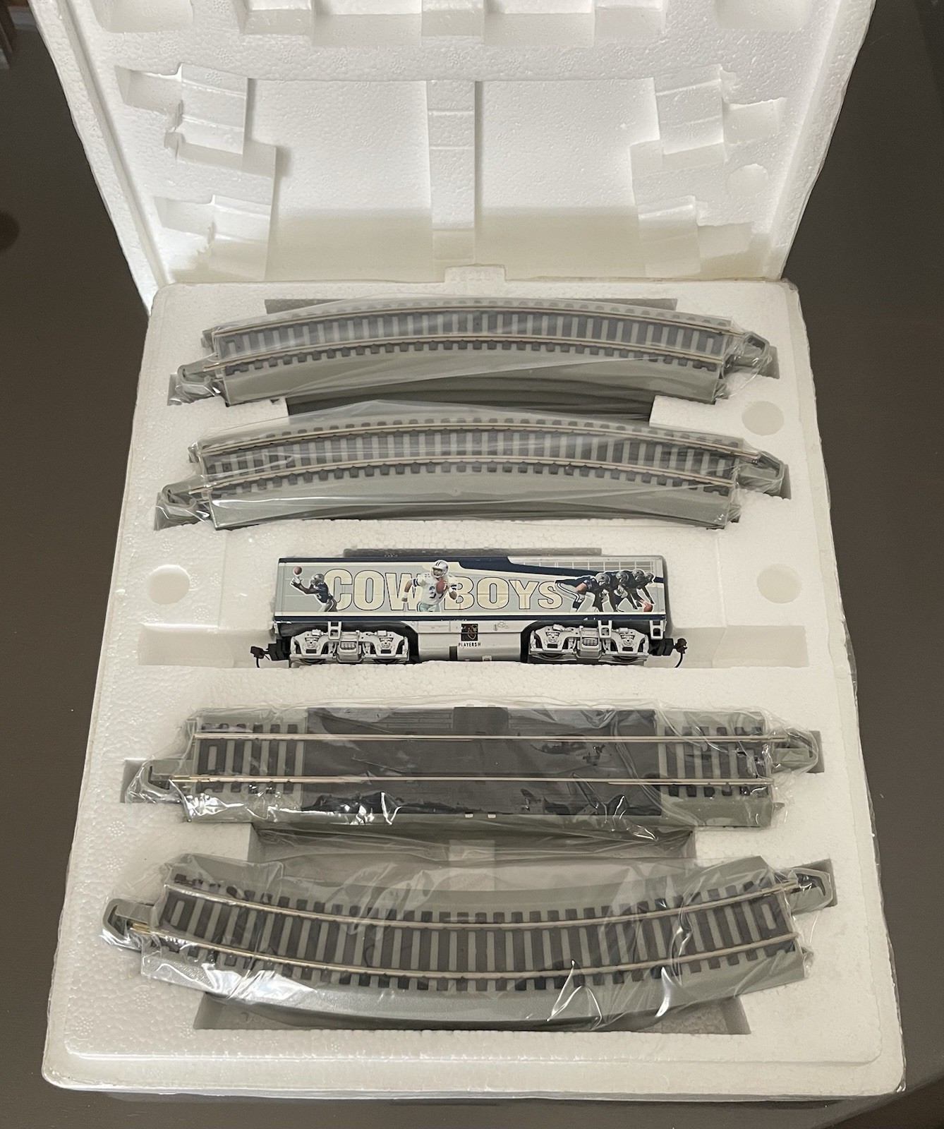 Bachmann Hawthorne Village Braford Express Dallas Cowboys Train Set-Free Caboose