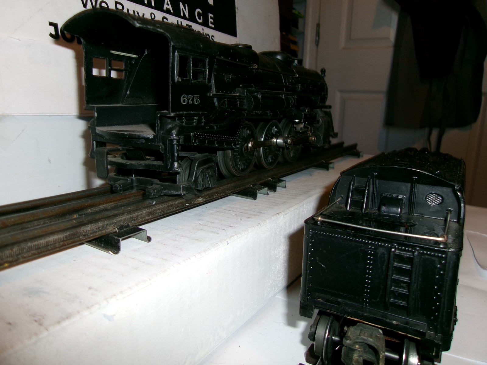 YORK SPECIAL LIONEL POSTWAR #675 2-6-2 LOCO W/#2466WX TENDER