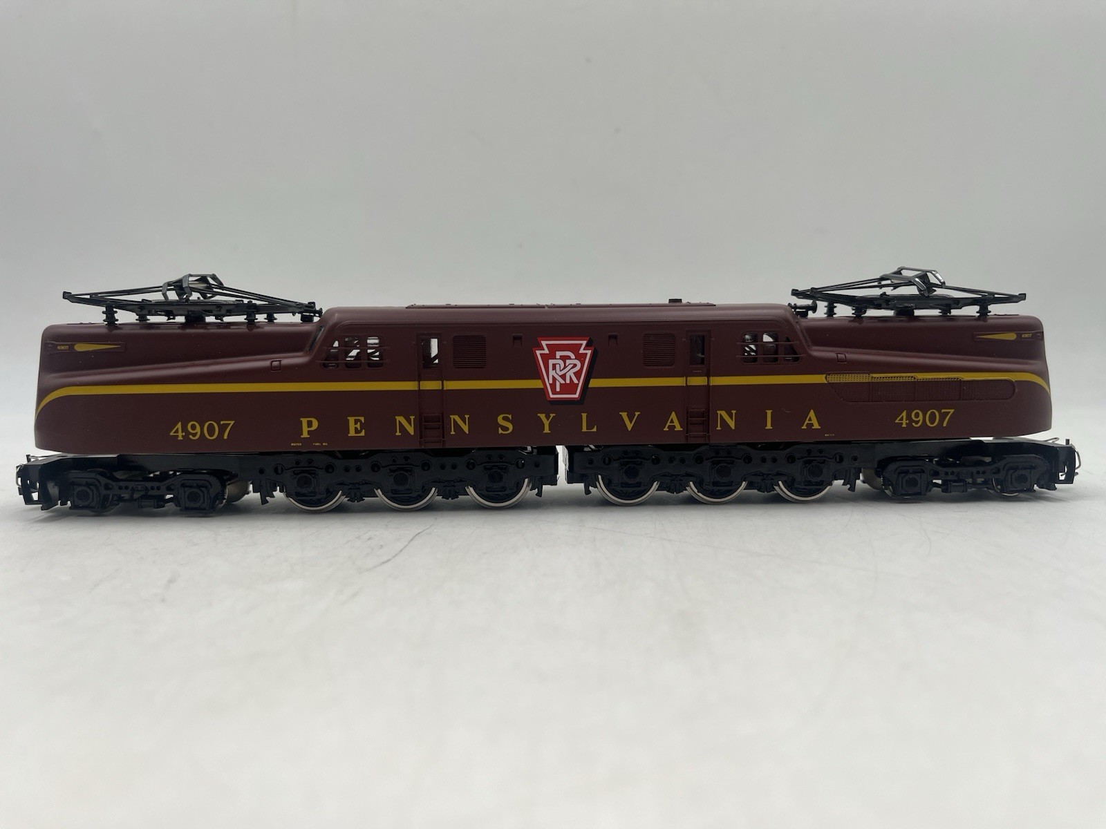 Ho Scale IHC M9654 GG1 Pennsylvania Tuscan Red 1 Stripe Locomotive