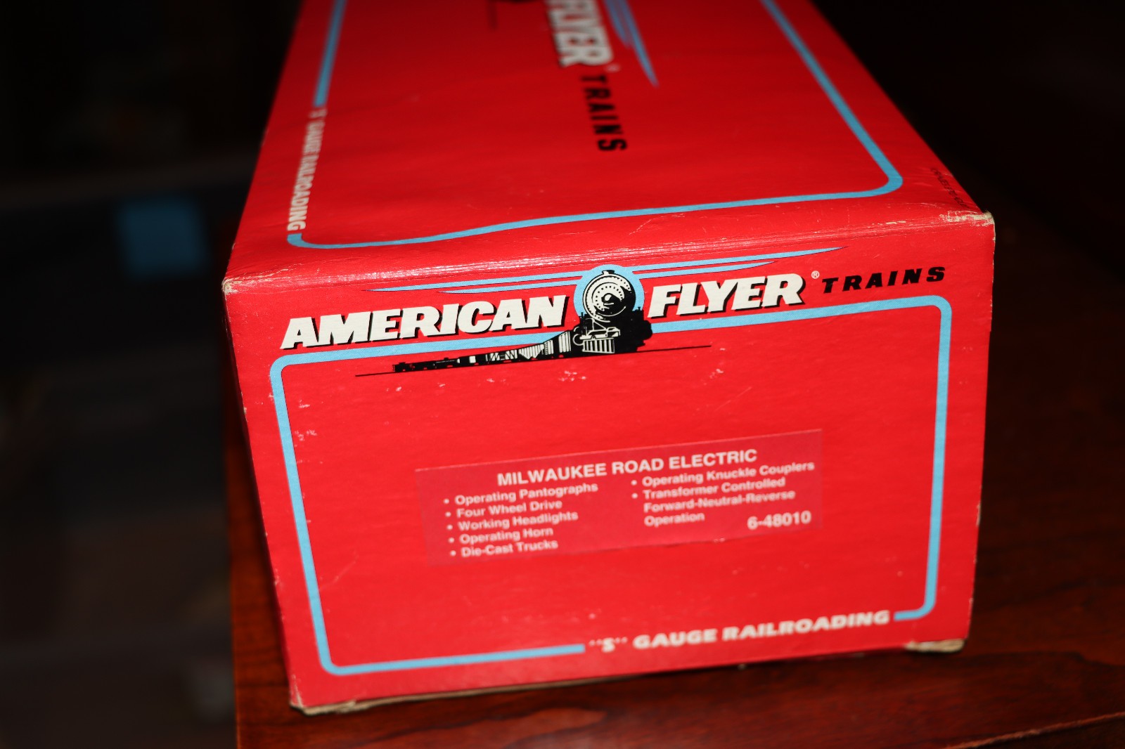 AMERICAN FLYER MILWAUKEE EP-5 ELECTRIC LOCOMOTIVE CAB 8010 6-48010 WITH HORN MIB