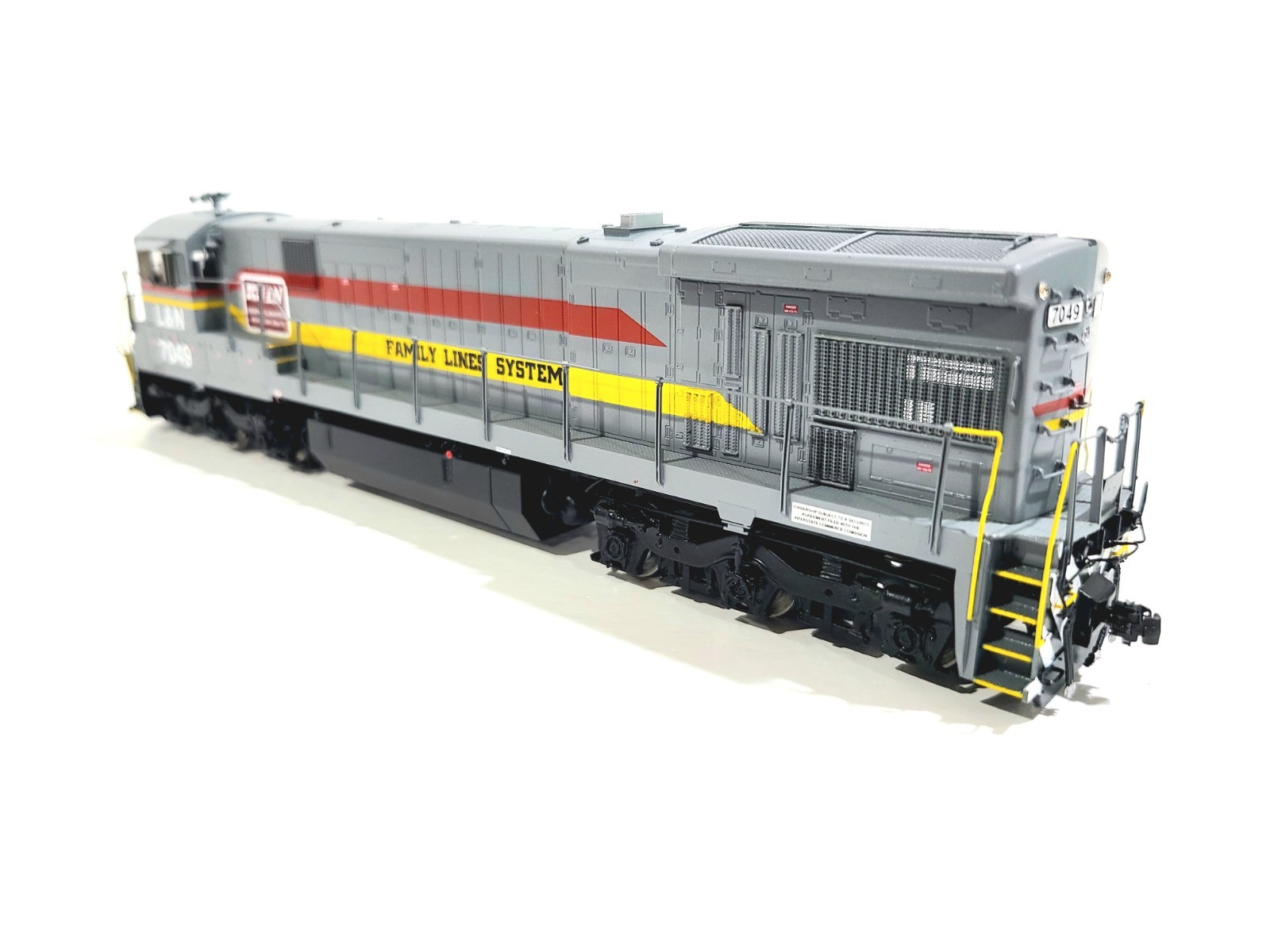 Overland OMI SCL L&N GE C30-7 Family Lines System #7049 HO Brass #087010055.1
